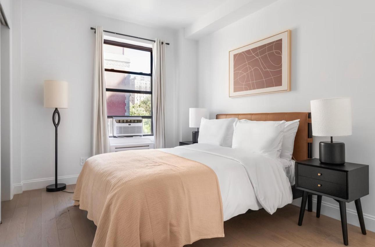 Three Bedroom In Upper West Side New York
