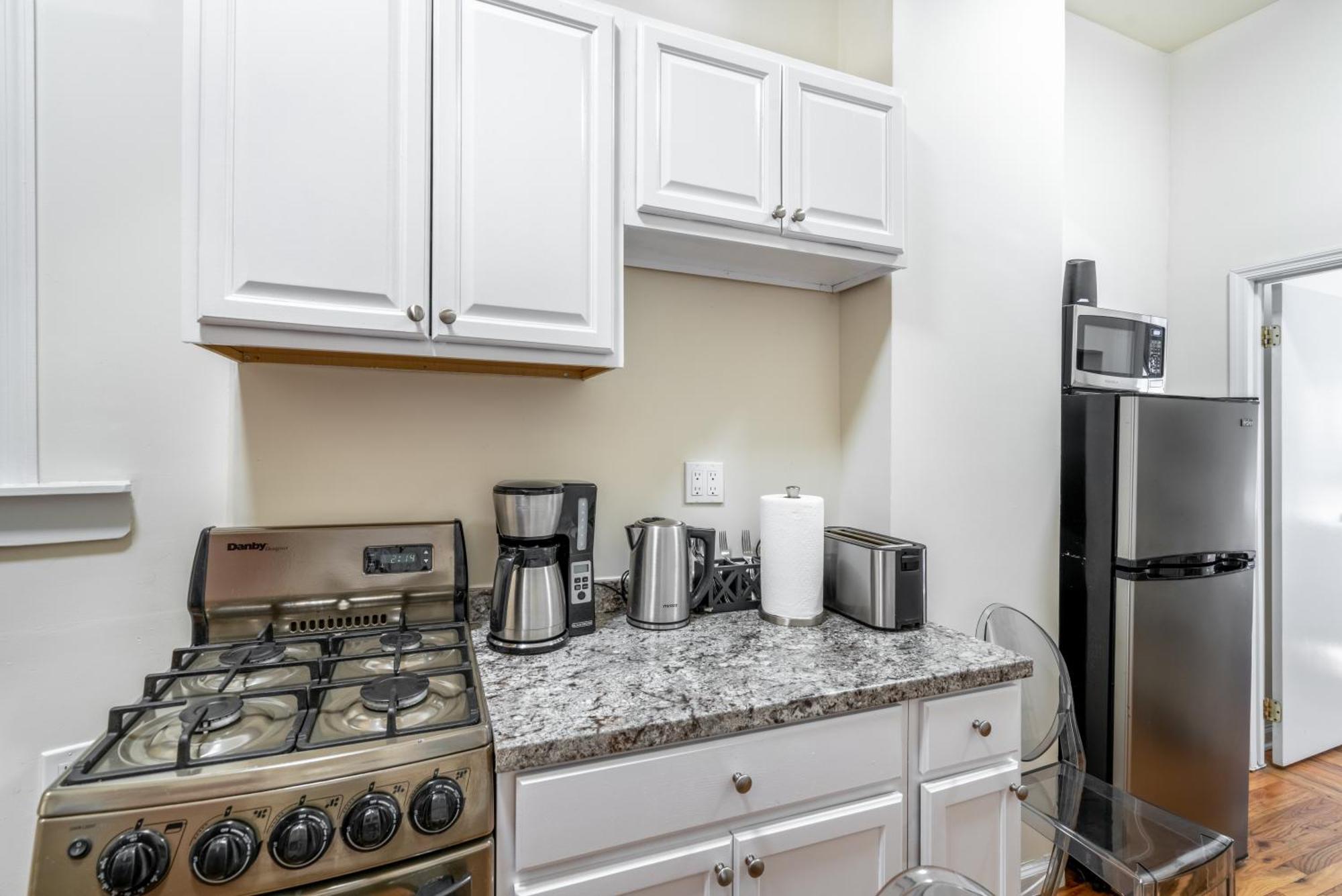 2bd Classy Manhattan *