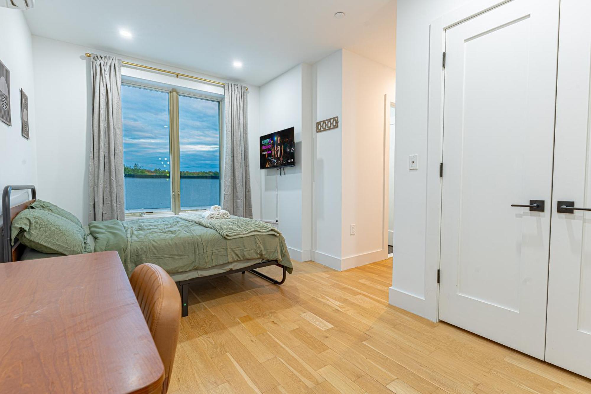 Charming Penthouse Brooklyn Getaway W Patio Terrace Apartment New York