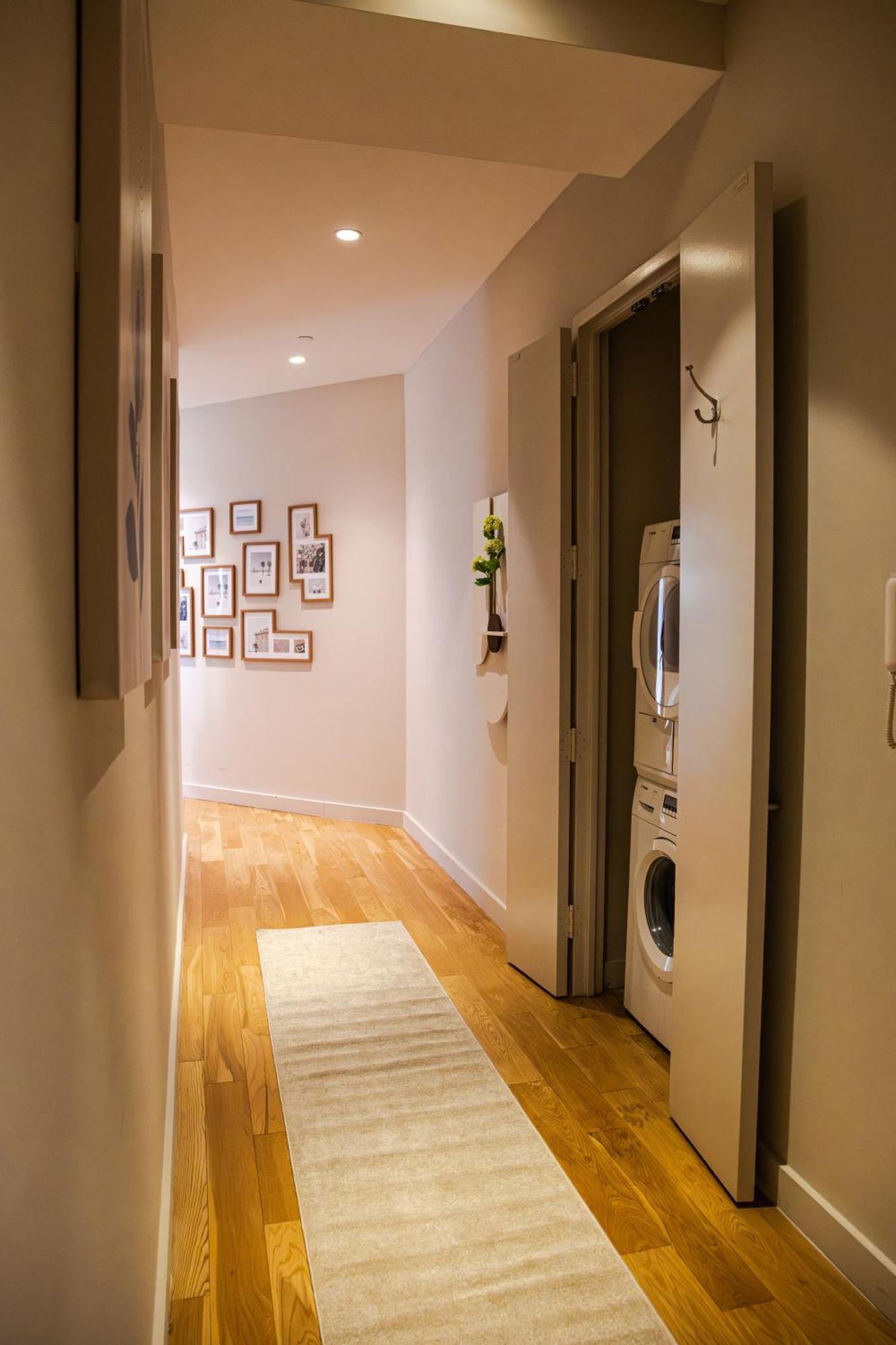 Apartment Premier Host - Luxurious Stunning High-floor Corner 2-bedroom New York