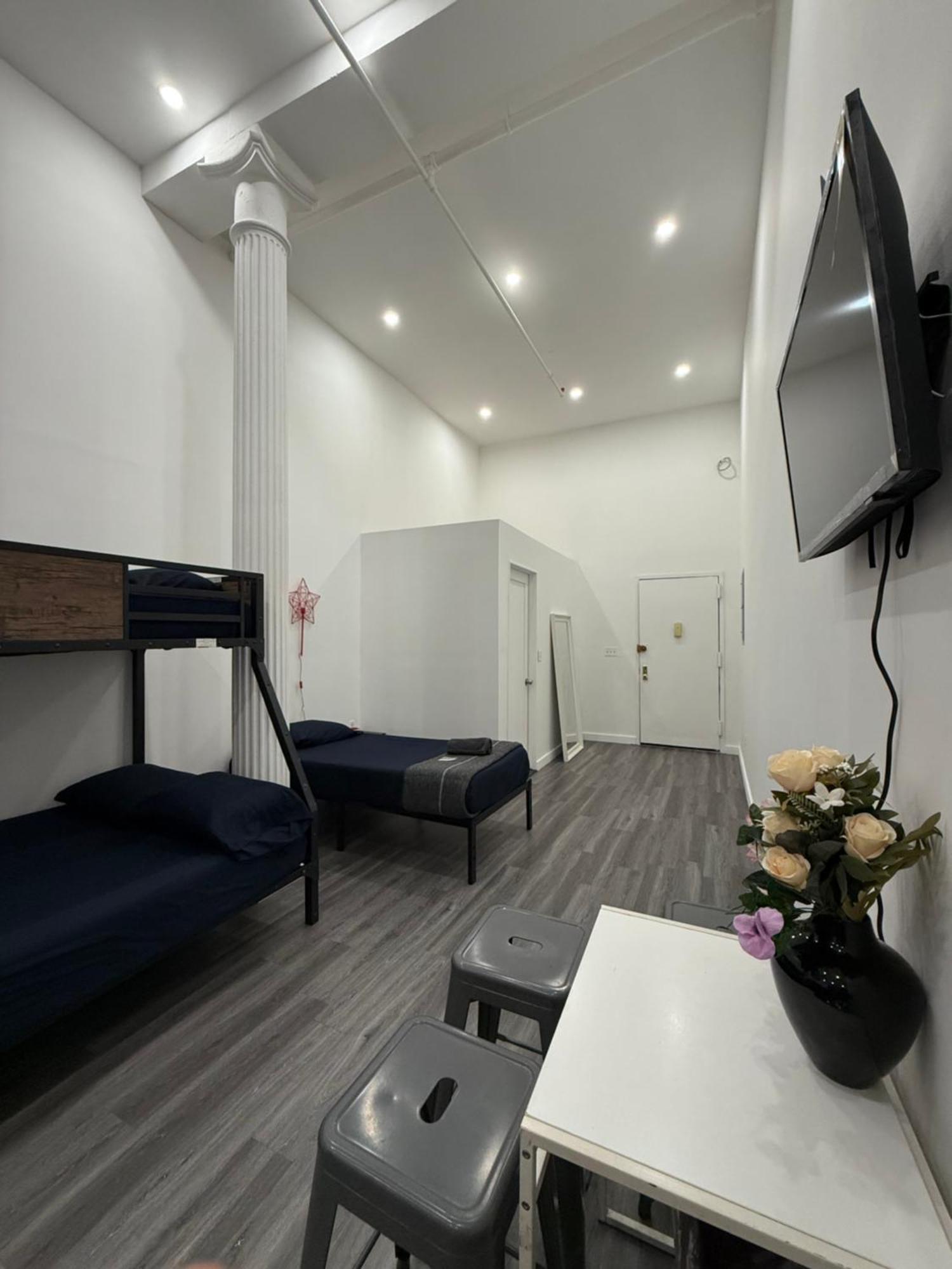 31 Street Broadway *