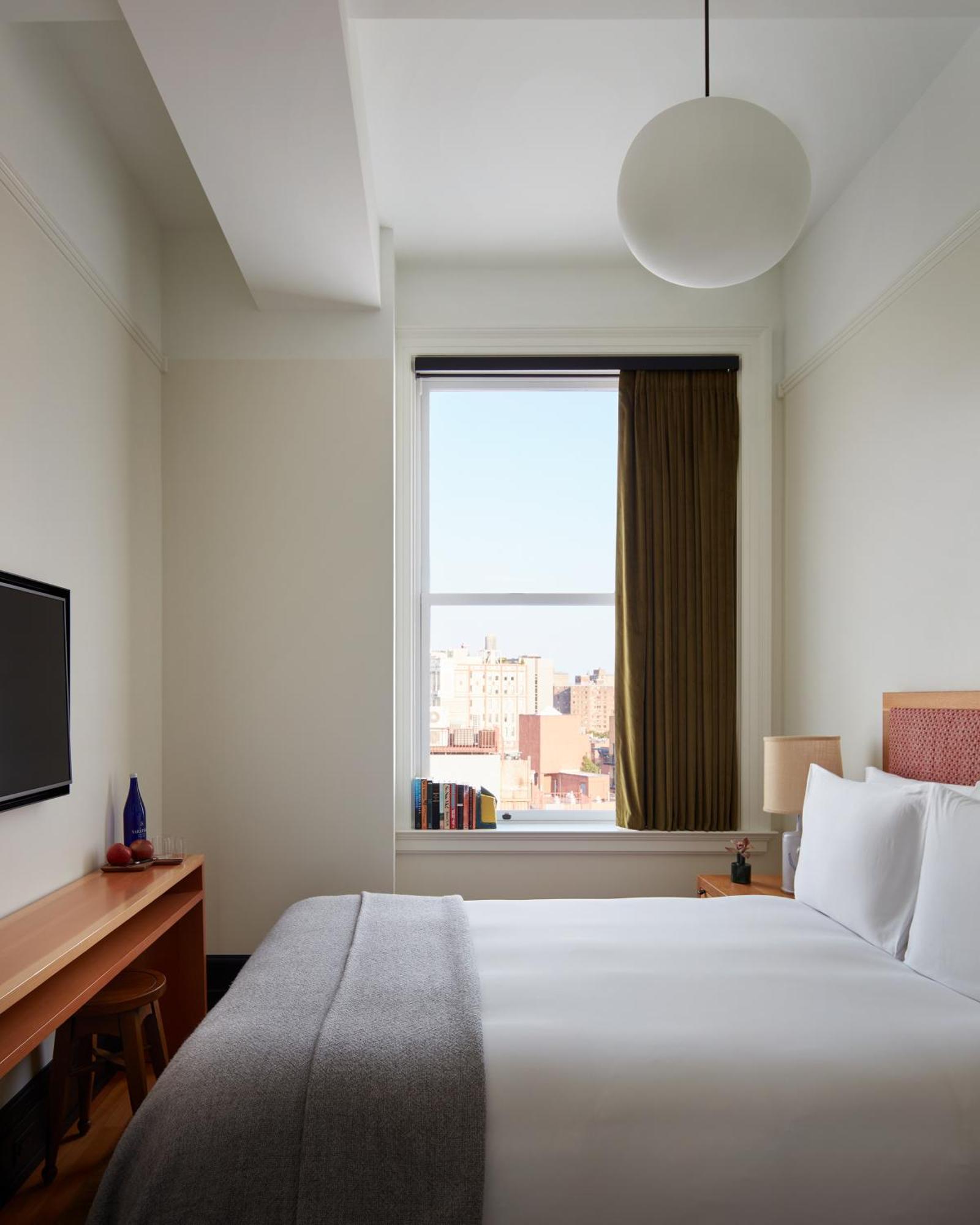 Nine Orchard Hotel 4*