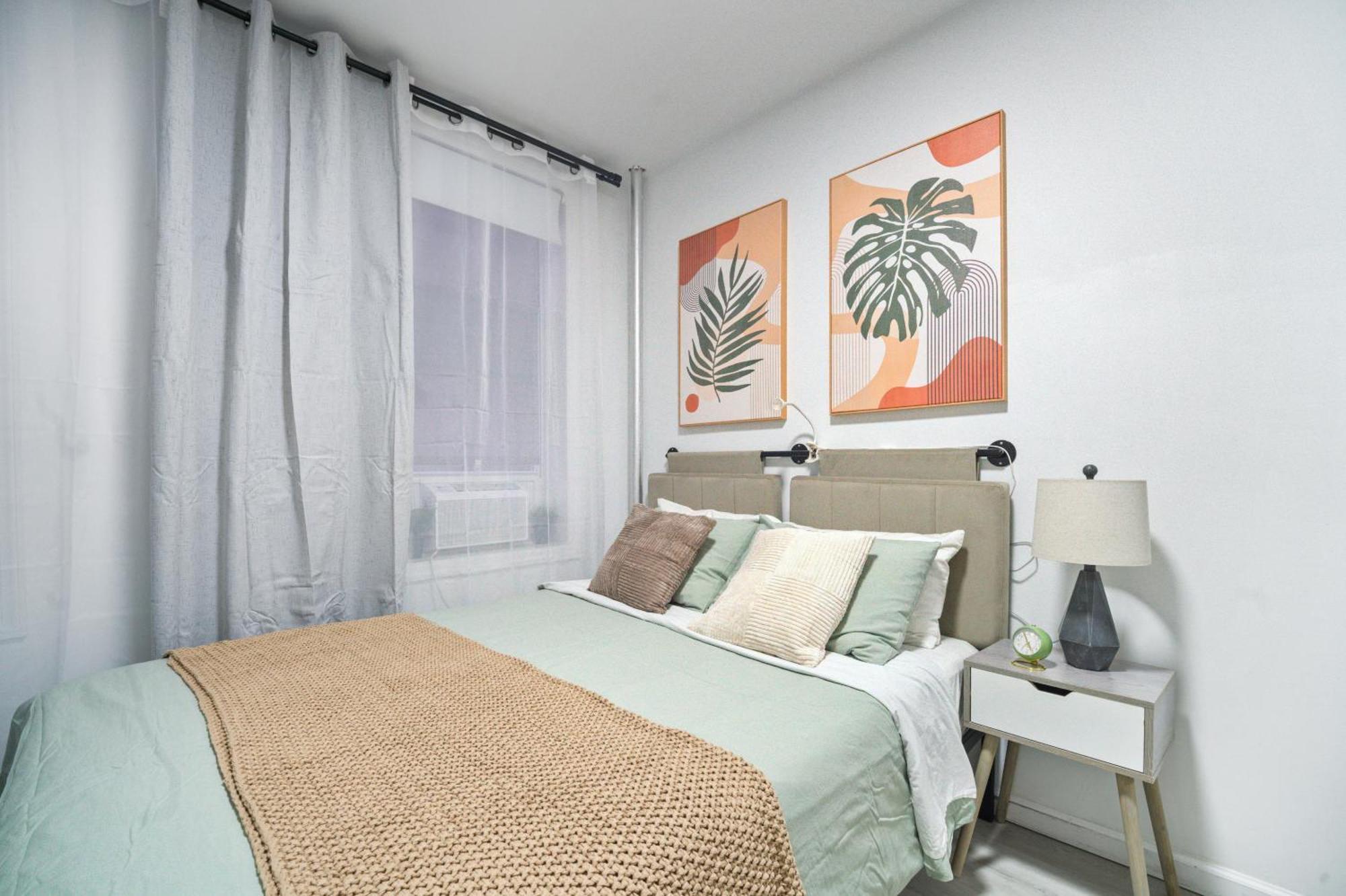 Homelike In The Heart Of China Town New York