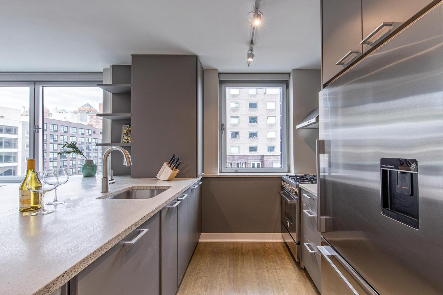 E Village 1br W Doorman Gym Nr Union Sq Nyc-10 * New York