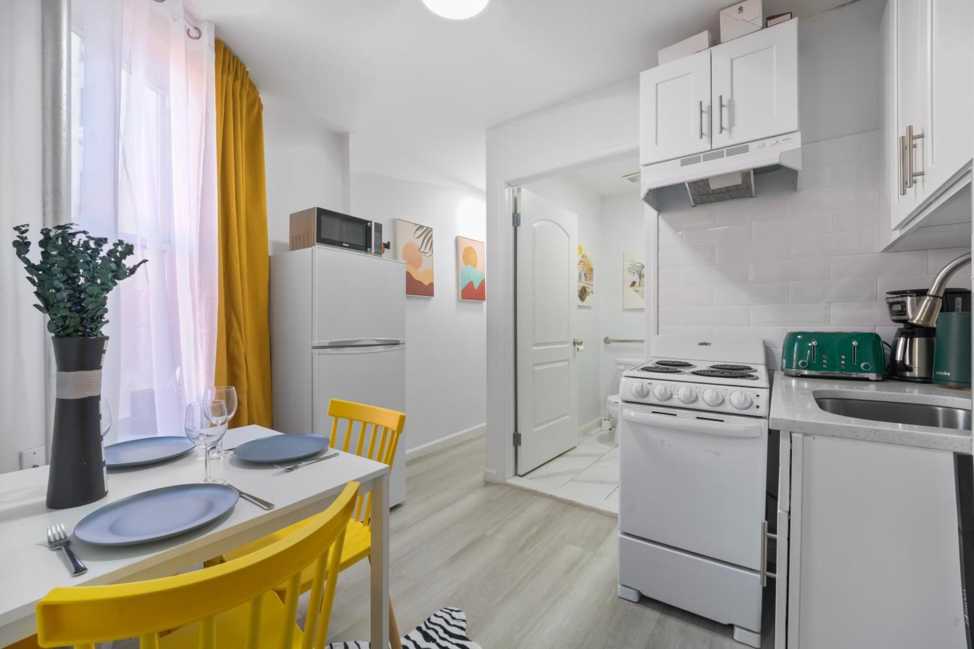 Homelike In The Heart Of China Town Apartment *