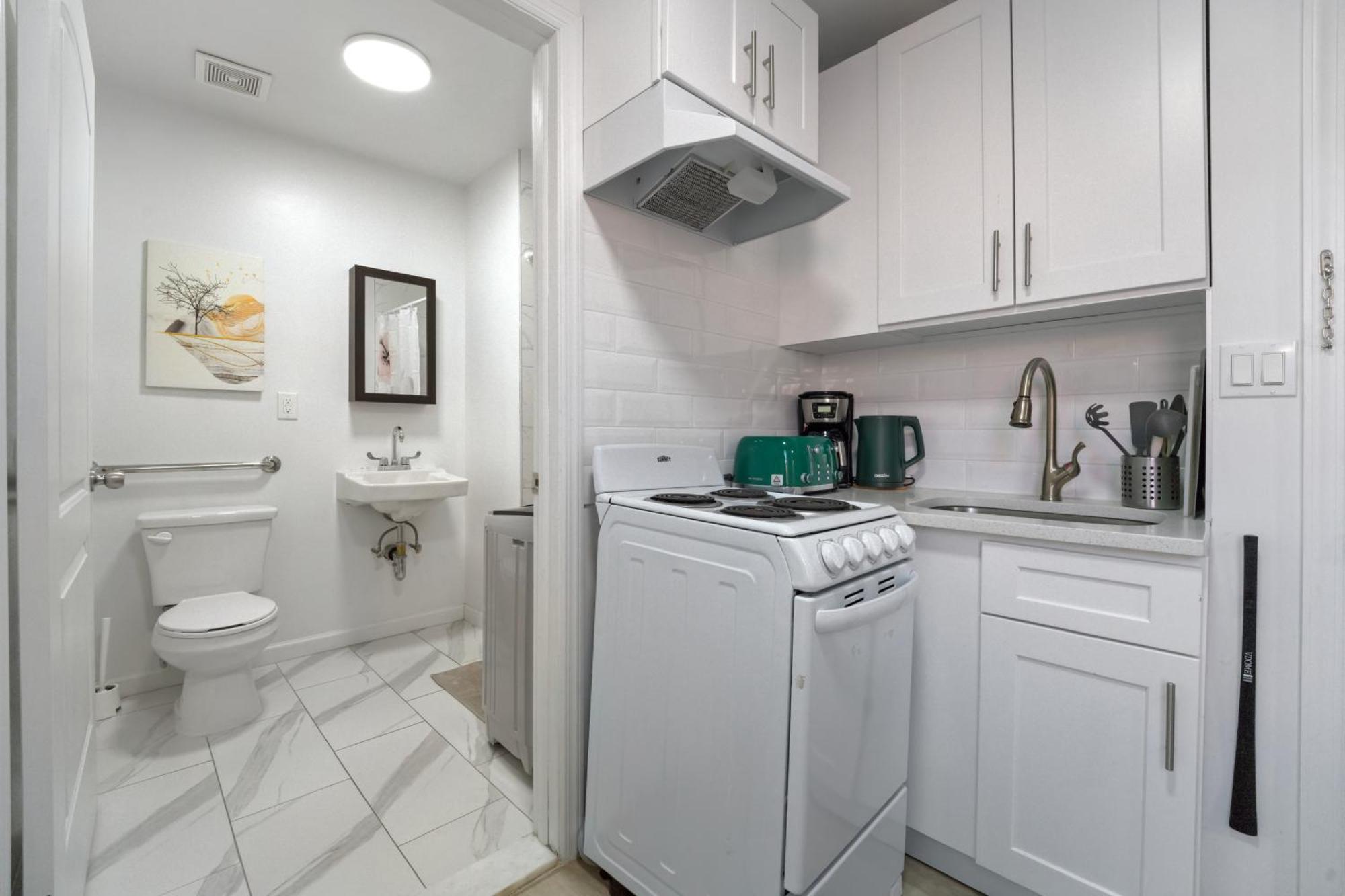 Homelike In The Heart Of China Town Apartment *