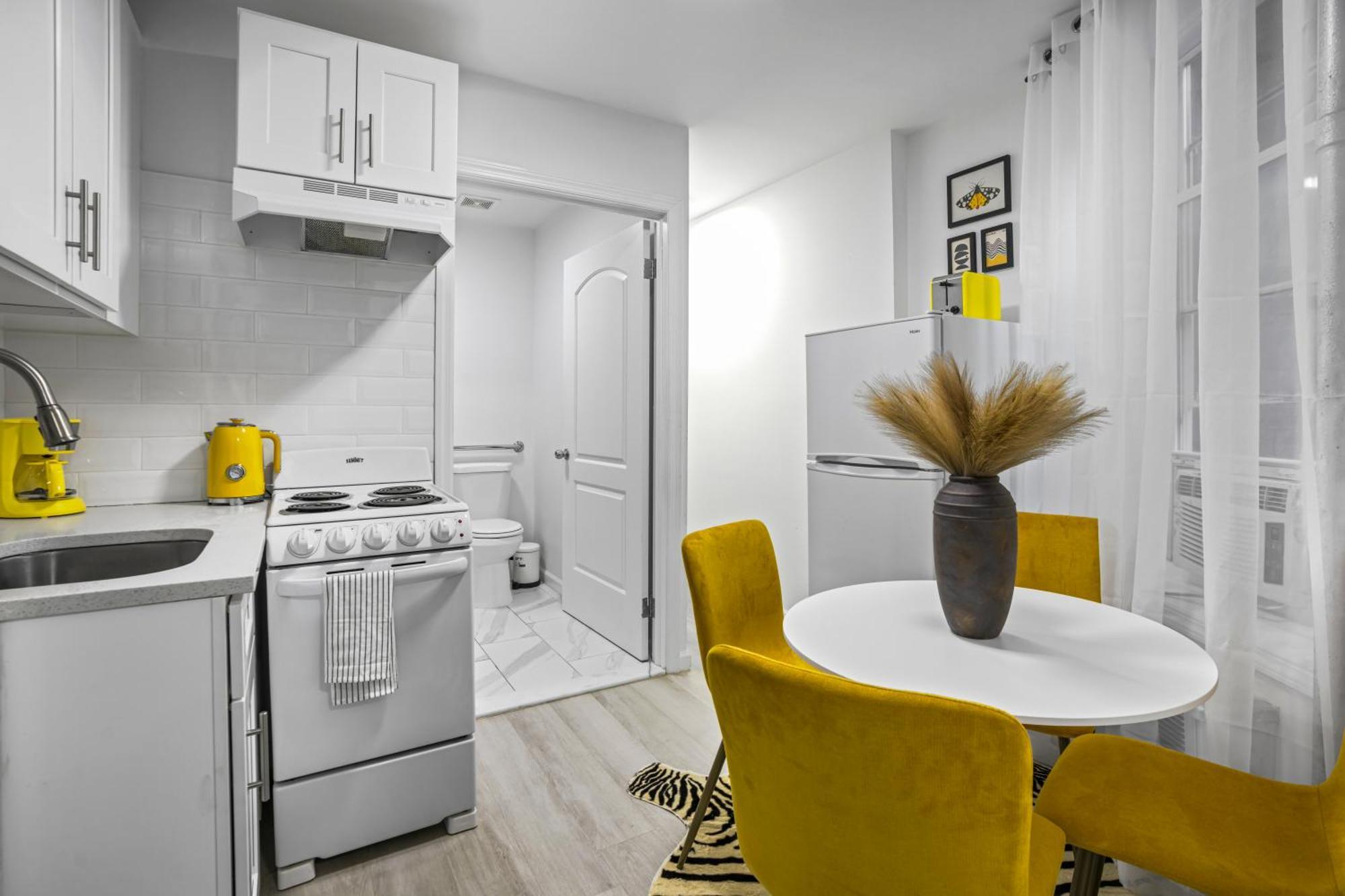 Homelike In The Heart Of China Town *