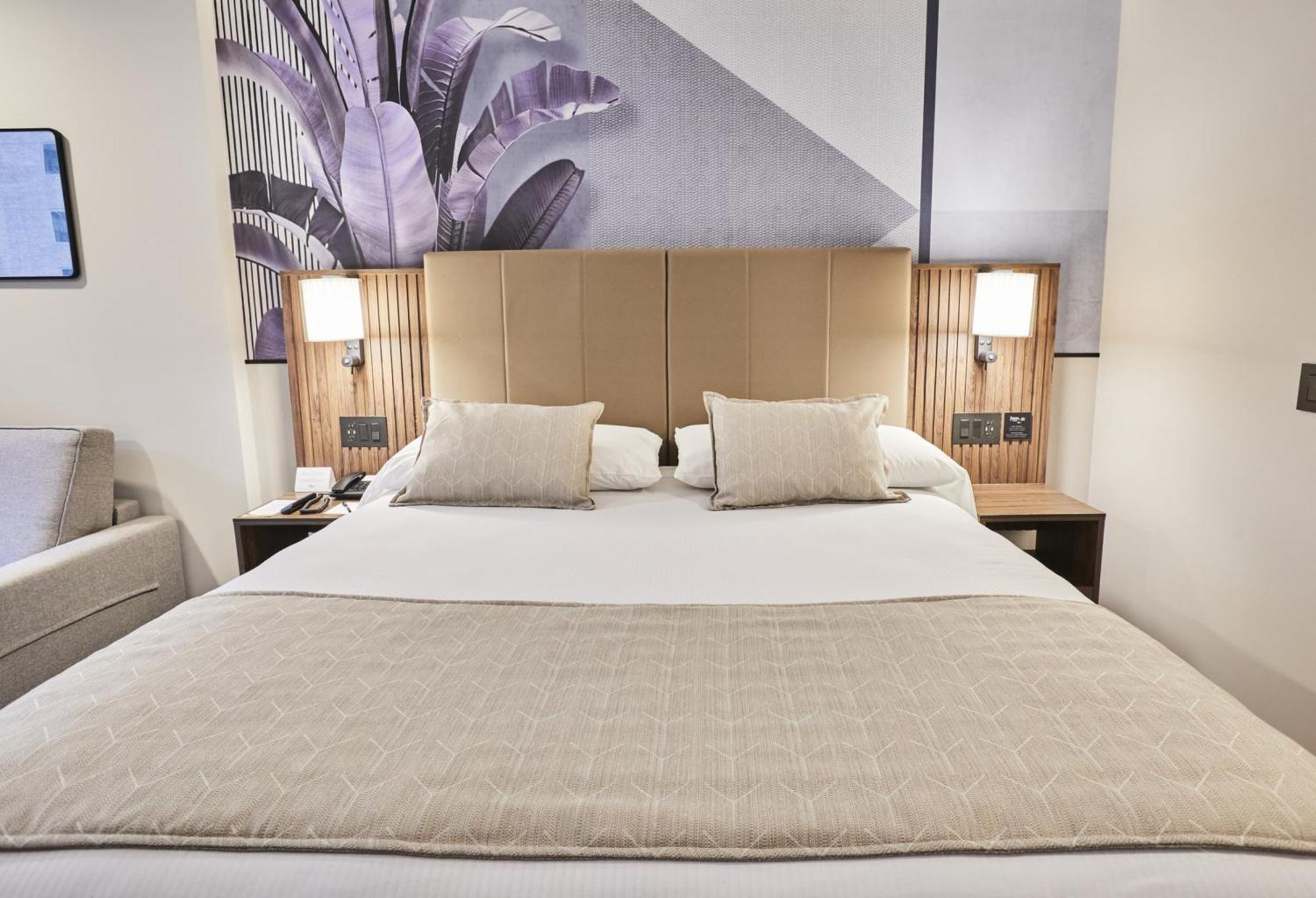 Riu Plaza Manhattan Times Square Hotel