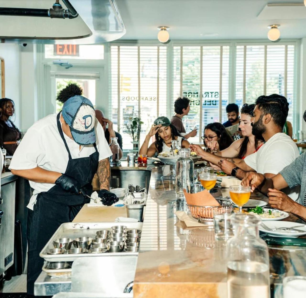 Cozy Two Bedroom In Brooklyn Holiday home