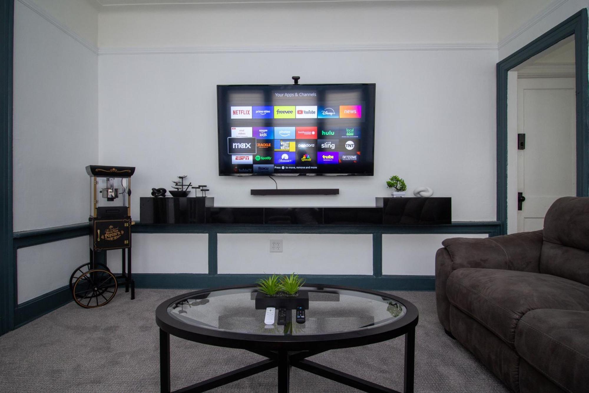 Homestay Cozy Theatre & Office Brooklyn
