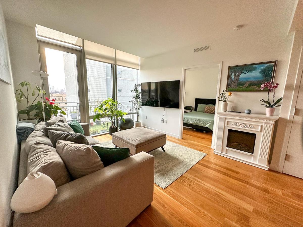 Apartment Penthouse In Greenpoint