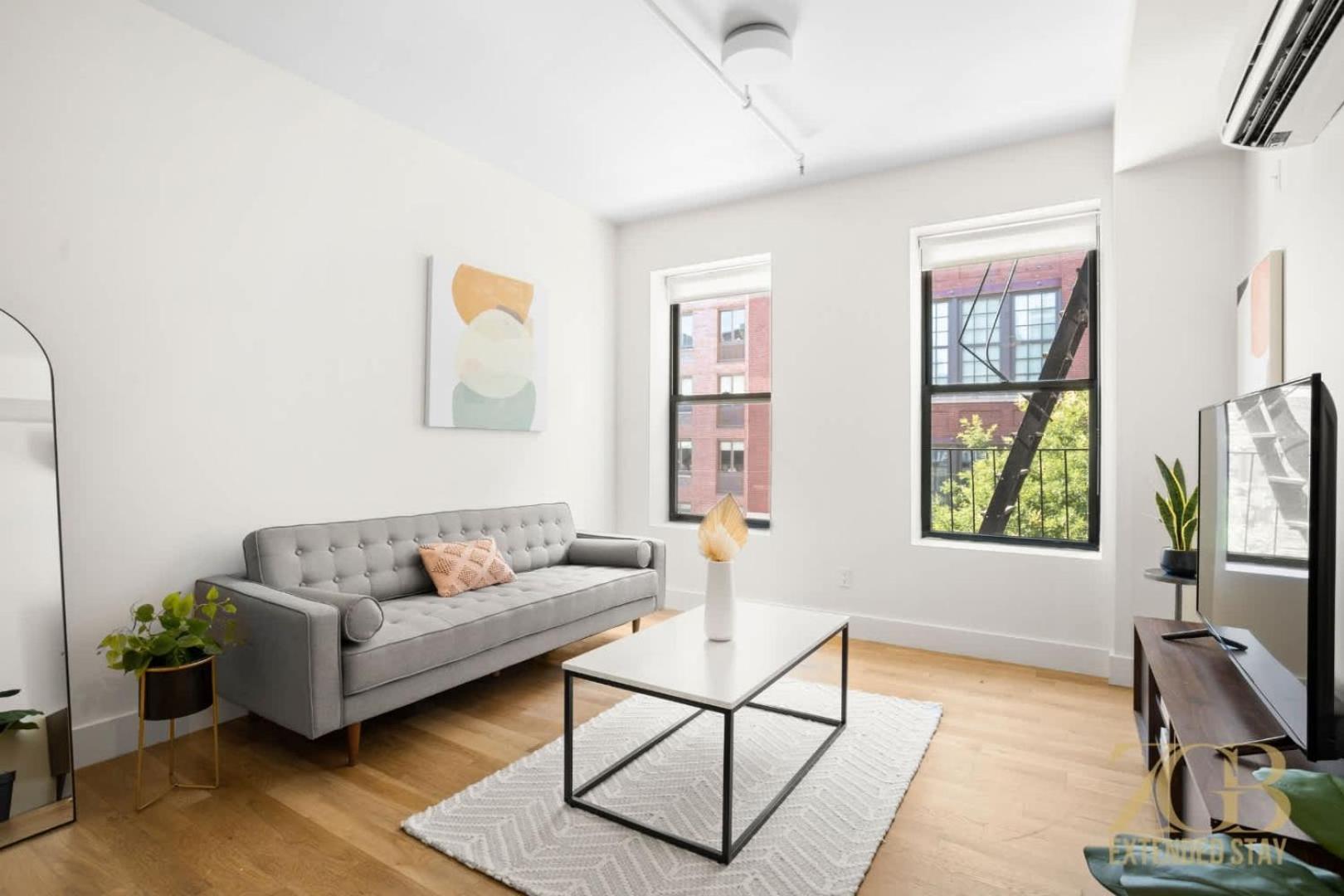 Renovated 2 Bed 2 Bath In Prime Midtown - Elevator - Laundry Apartment New York