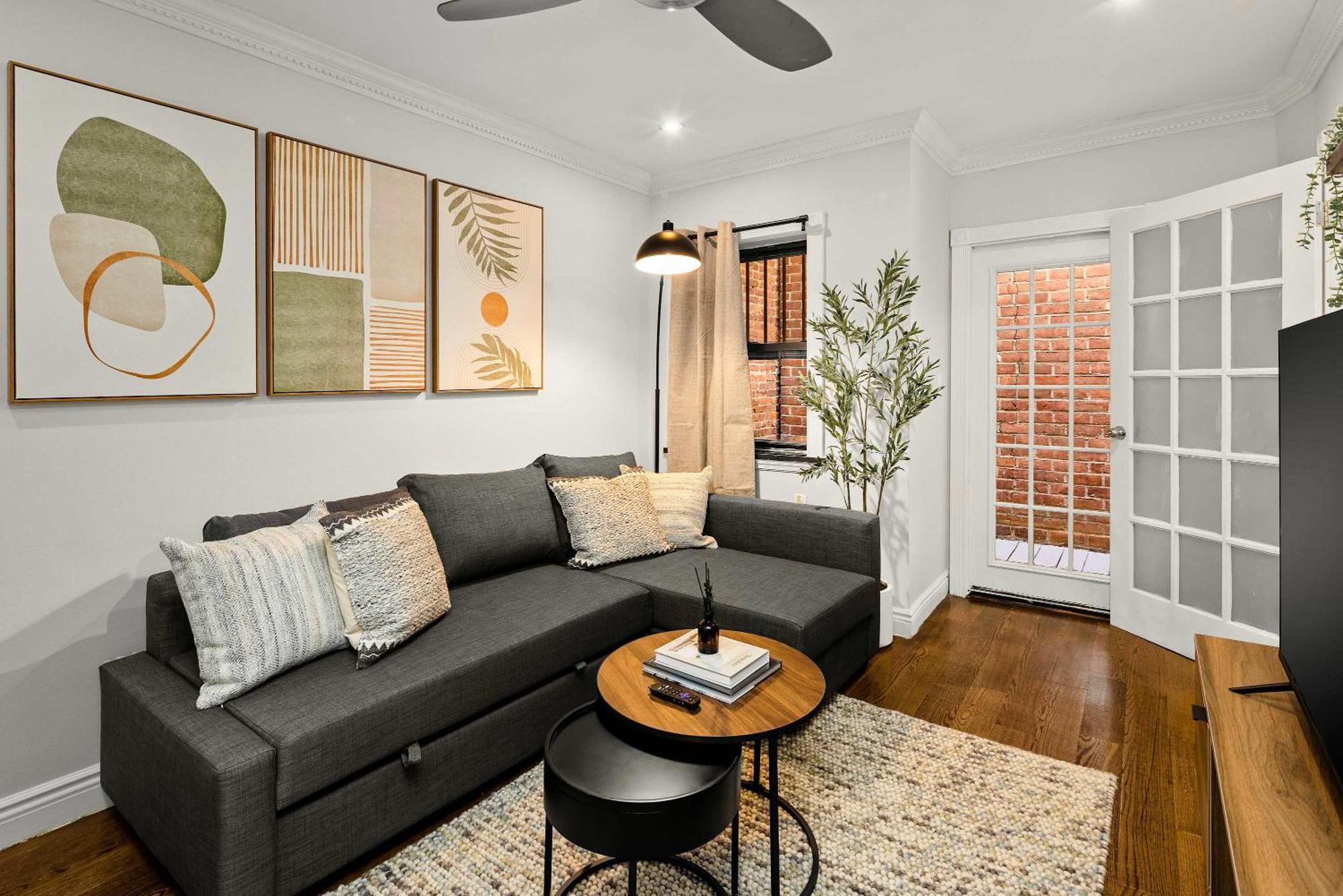 Apartment Hip Nyc Hideaway In Lively East Village