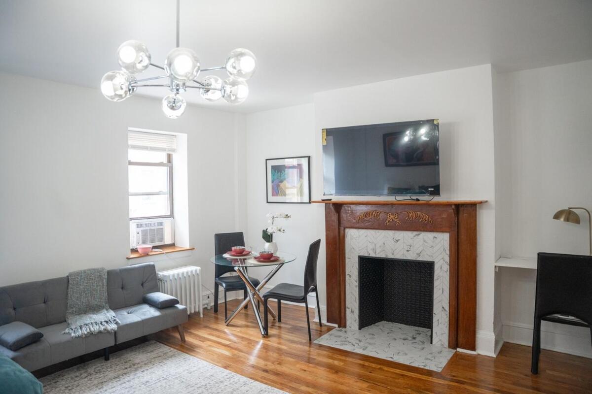 Apartment Harlem Muse *