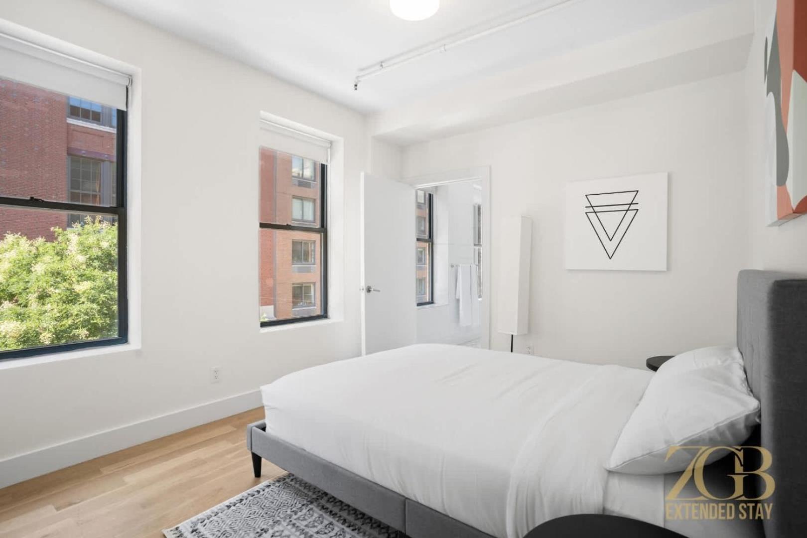 Renovated 2 Bed 2 Bath In Prime Midtown - Elevator - Laundry New York