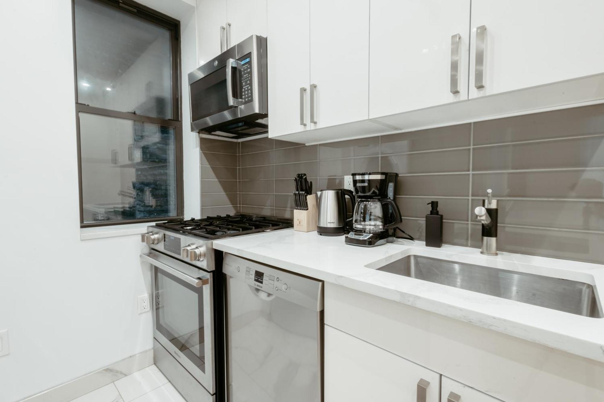 3bd 2ba In Upper West Side Manhattan! 5 Star Location New York
