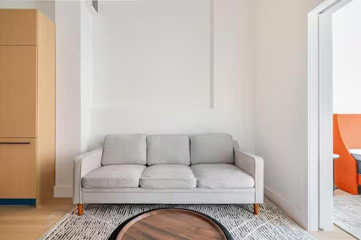 19-4i Stylish 1br In The Heart Of The East Village *