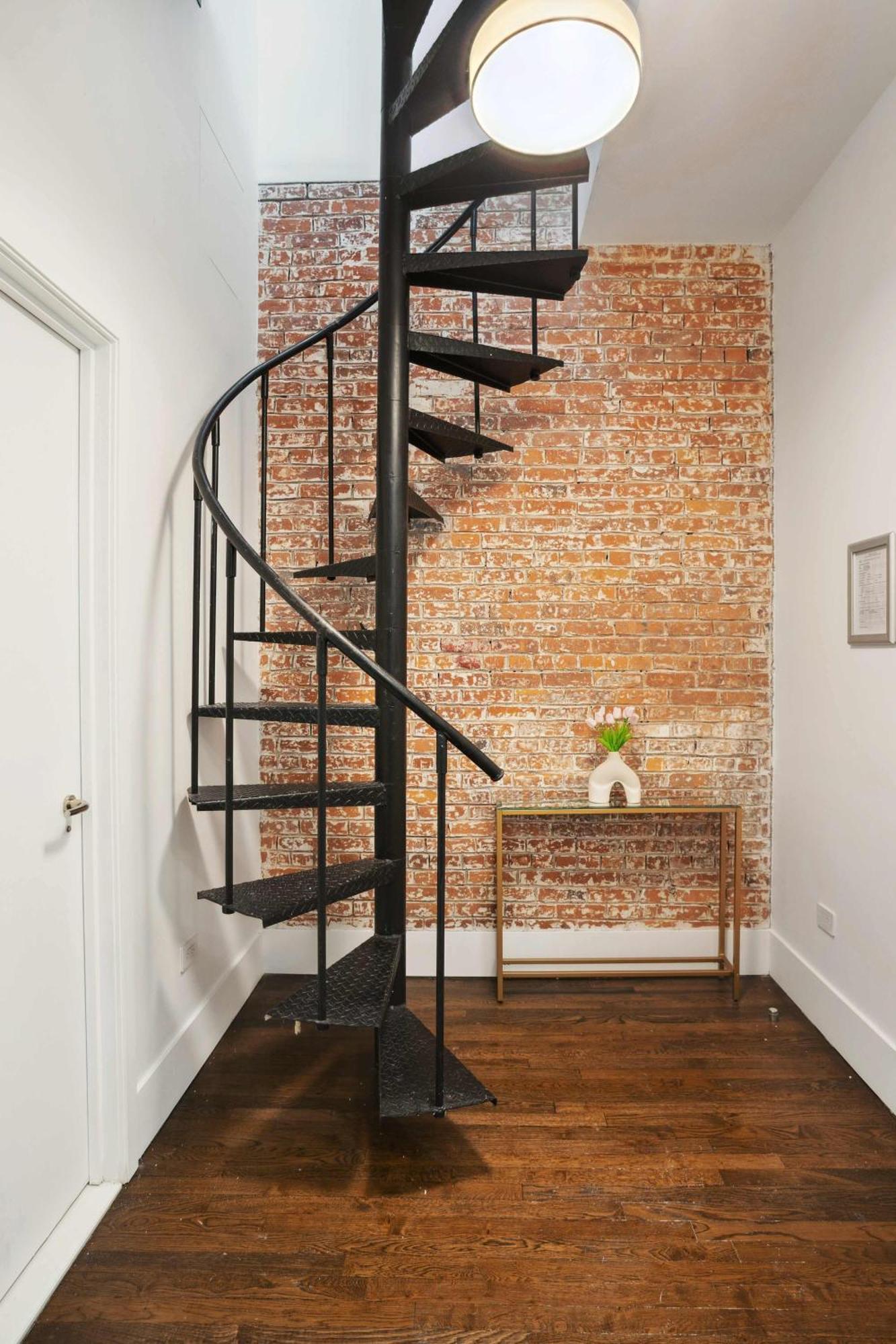 Fully Furnished Ph Duplex With Private Outdoor Space