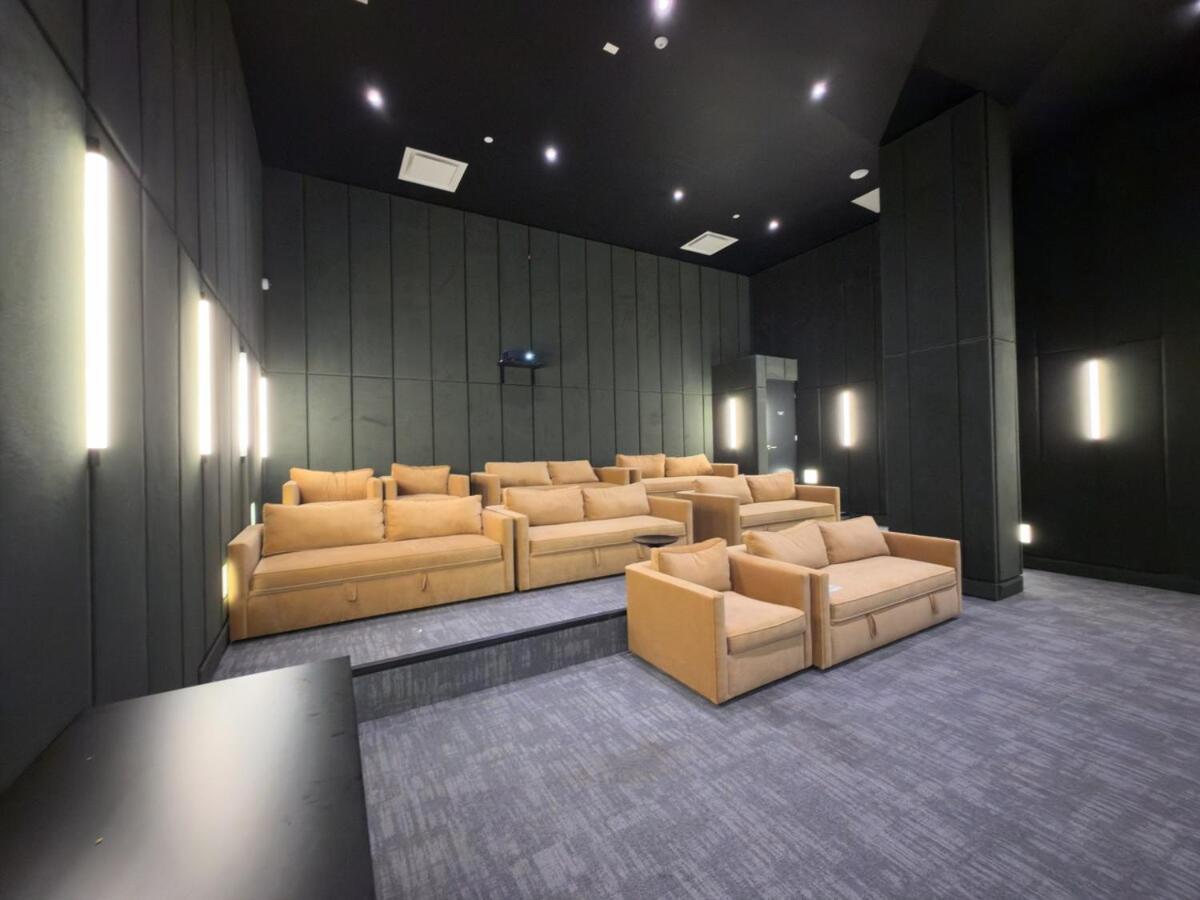 Apartment Lux Bronx Rooftop, Pool, Gym, Cinema New York