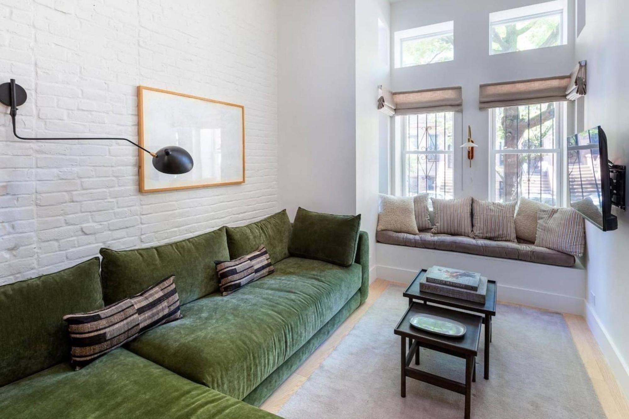 Apartment 3.8 Million Dollar Brownstone Newly Renovated *