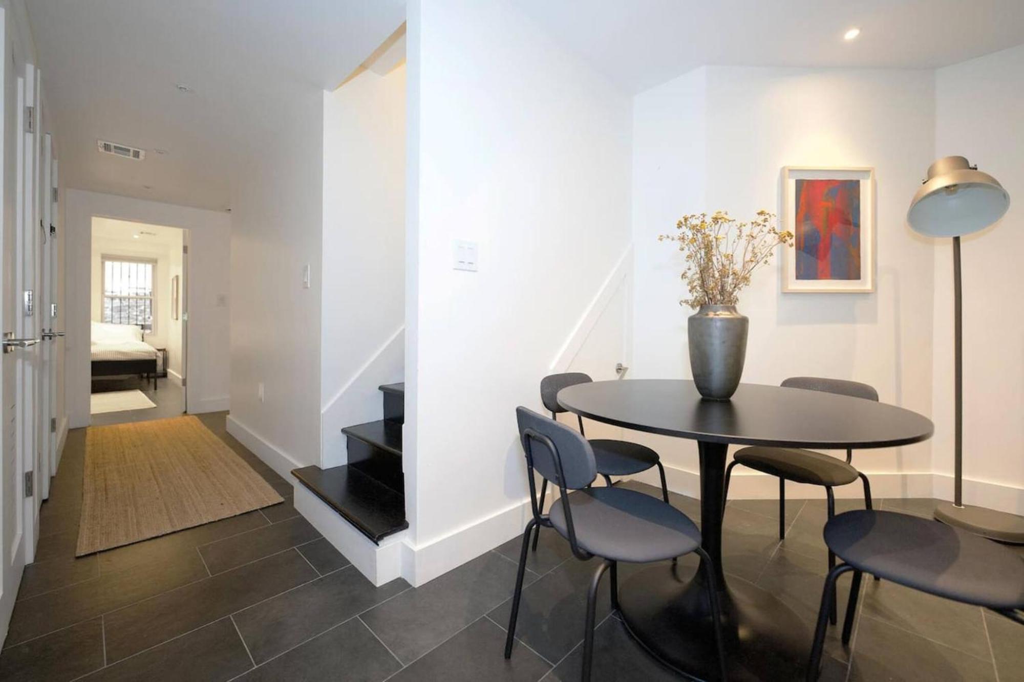 Massive Nyc Brownstone Wpatio Apartment