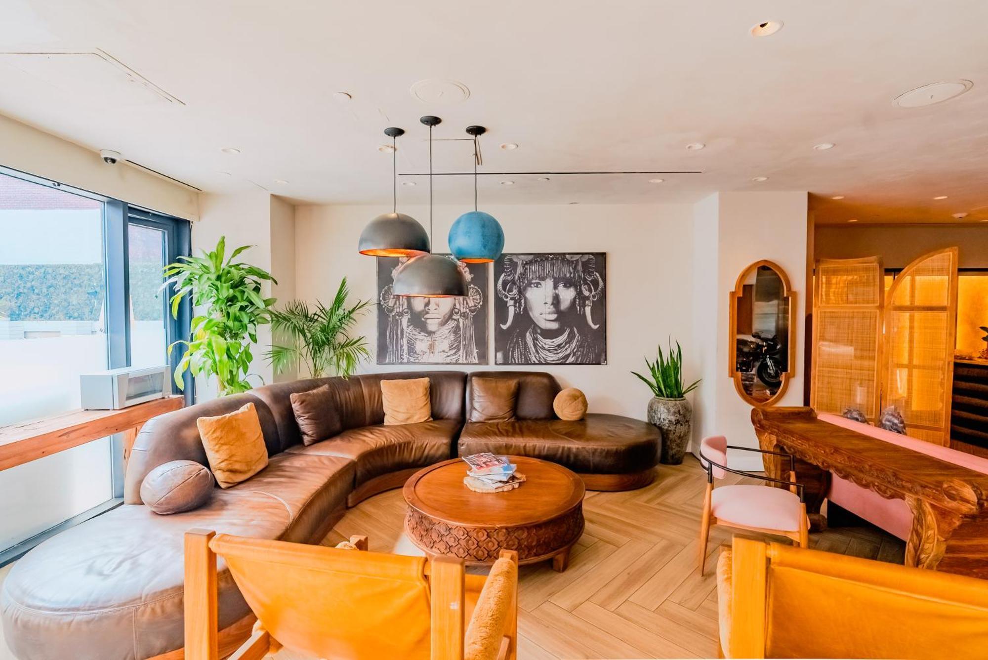 Coda Williamsburg Hotel