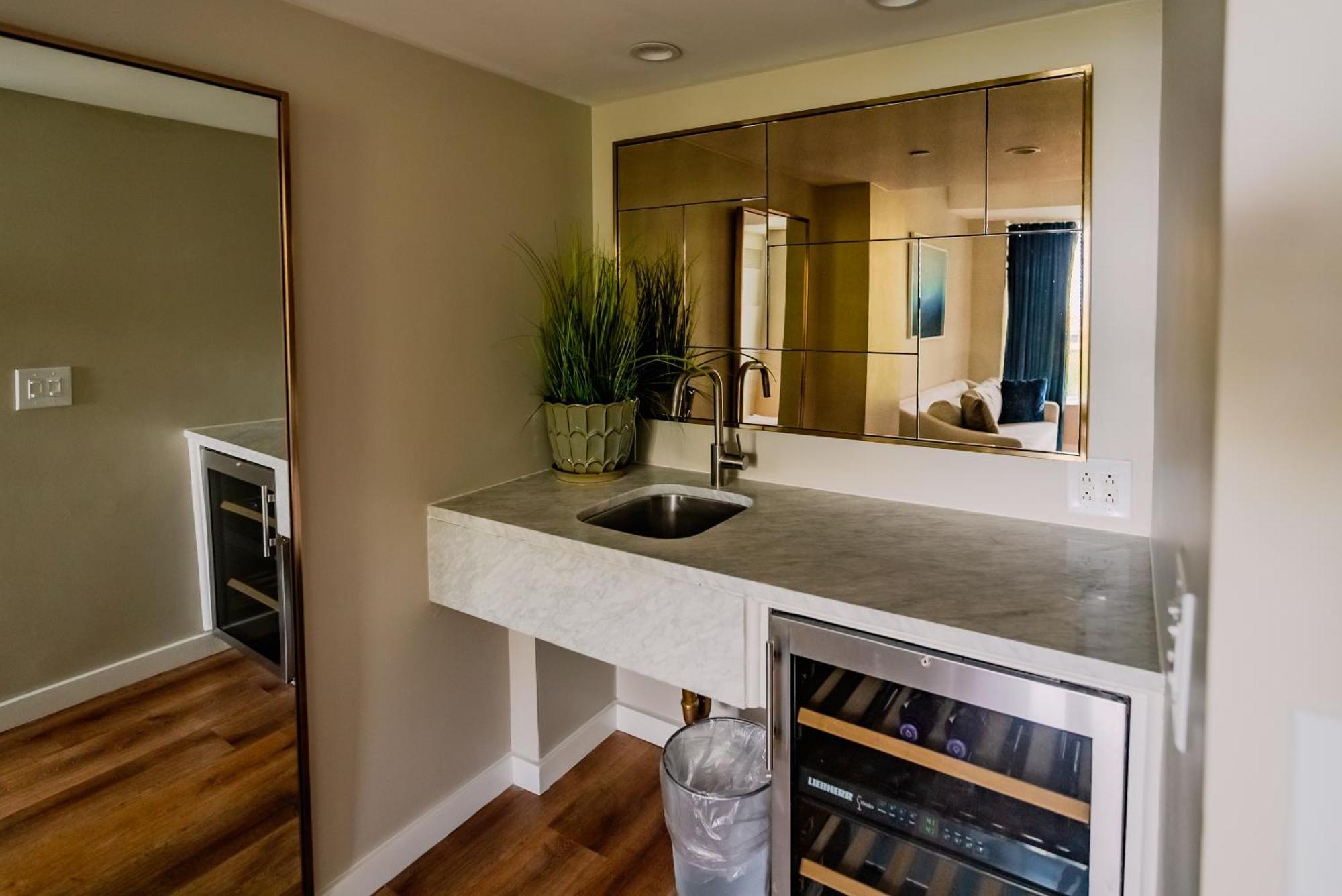 Coda Williamsburg 4*