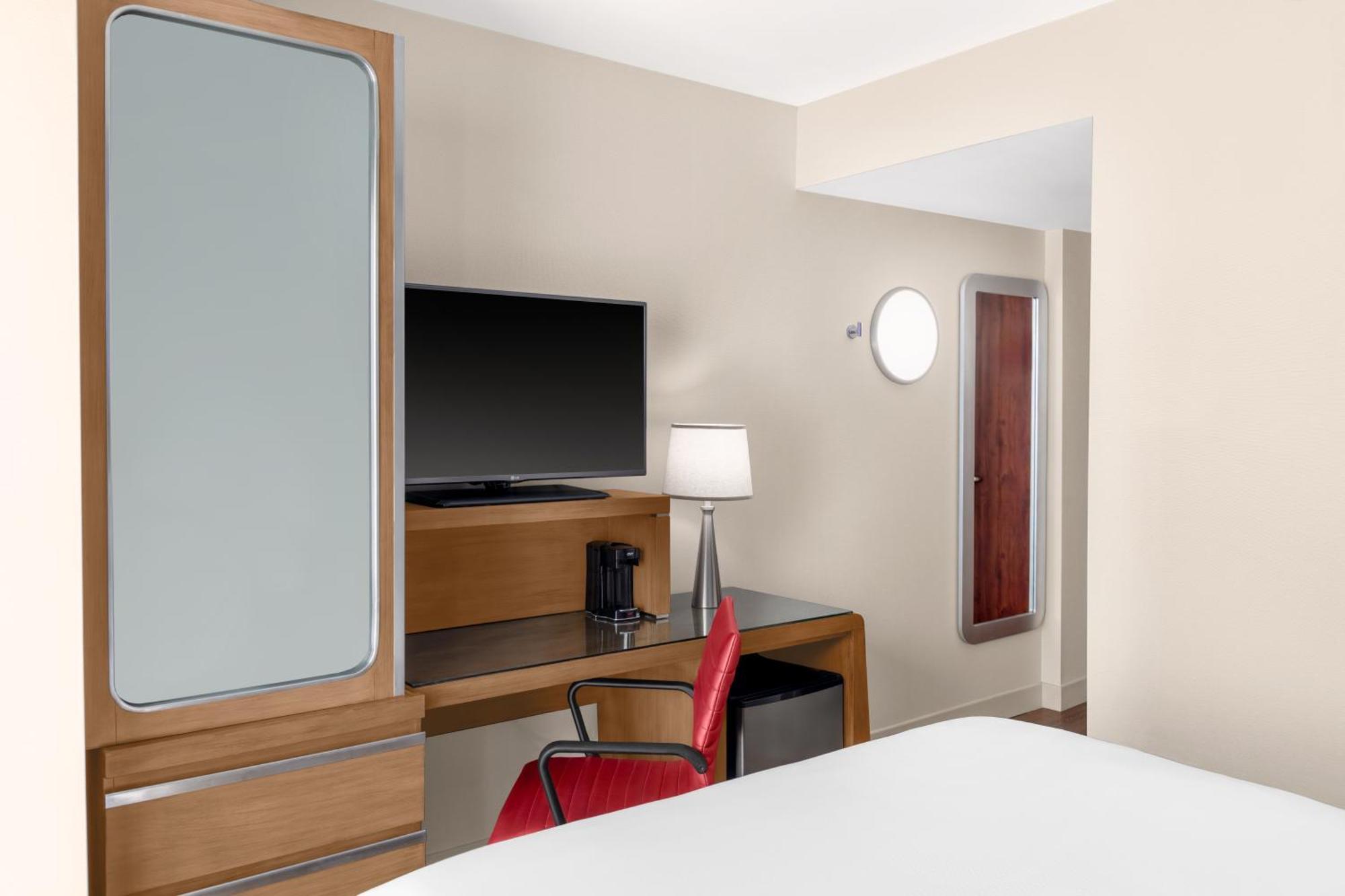 Fairfield By Marriott Manhattan/financial District