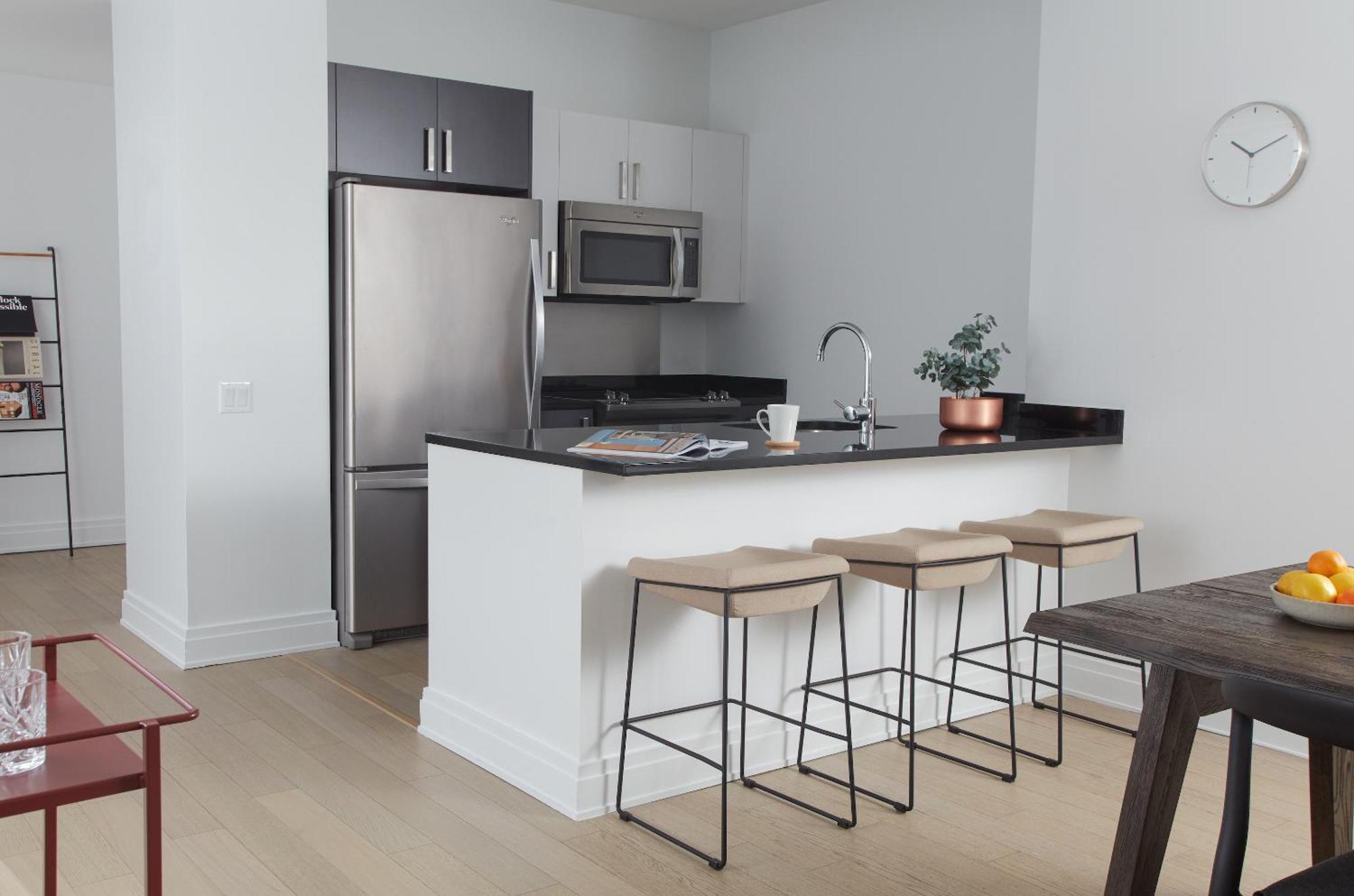 Mint House 70 Pine By Kasa New York