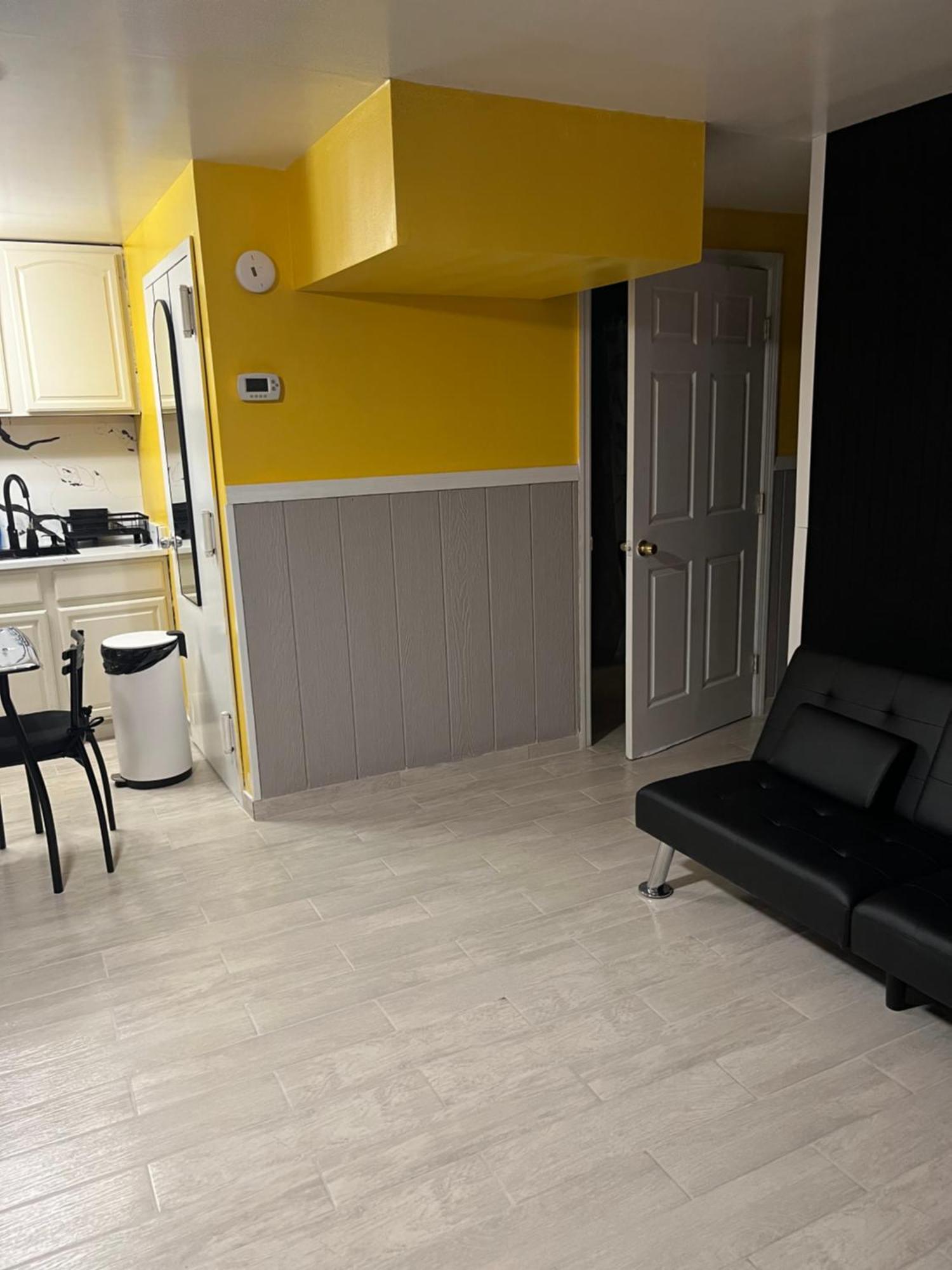 Large 3-bedrooms/2-bath Apt, One Block To Train * New York