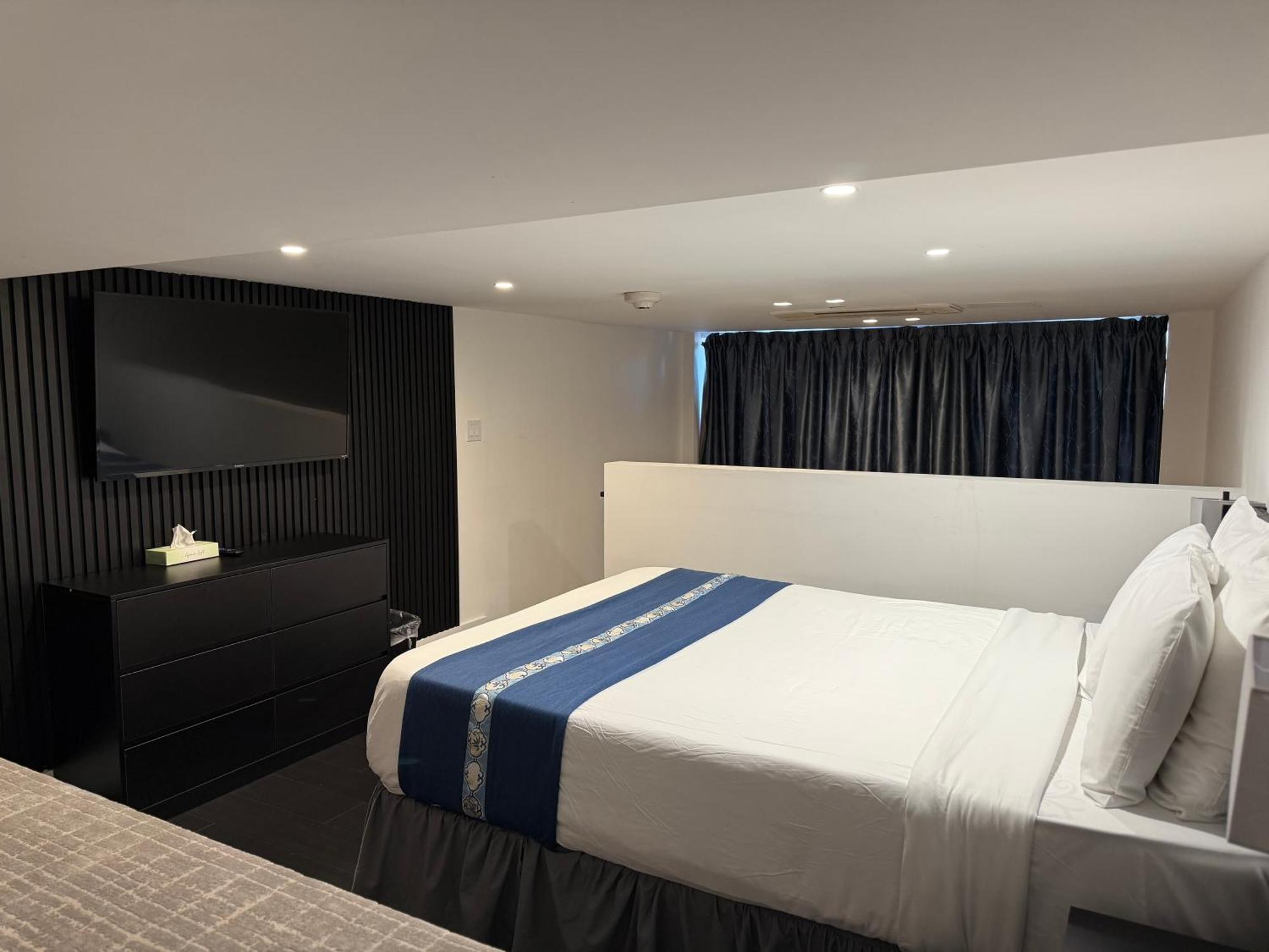 Nova Brooklyn Hotel