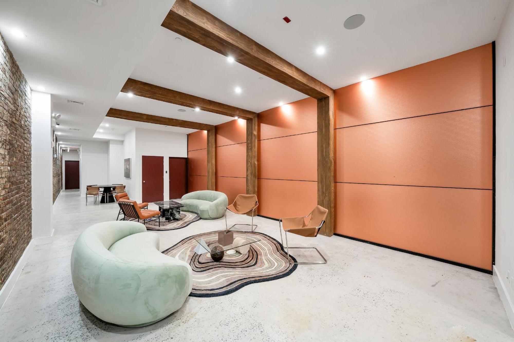 Landmarked Nyc Townhome - Sleeps 10 -group-friendly * New York