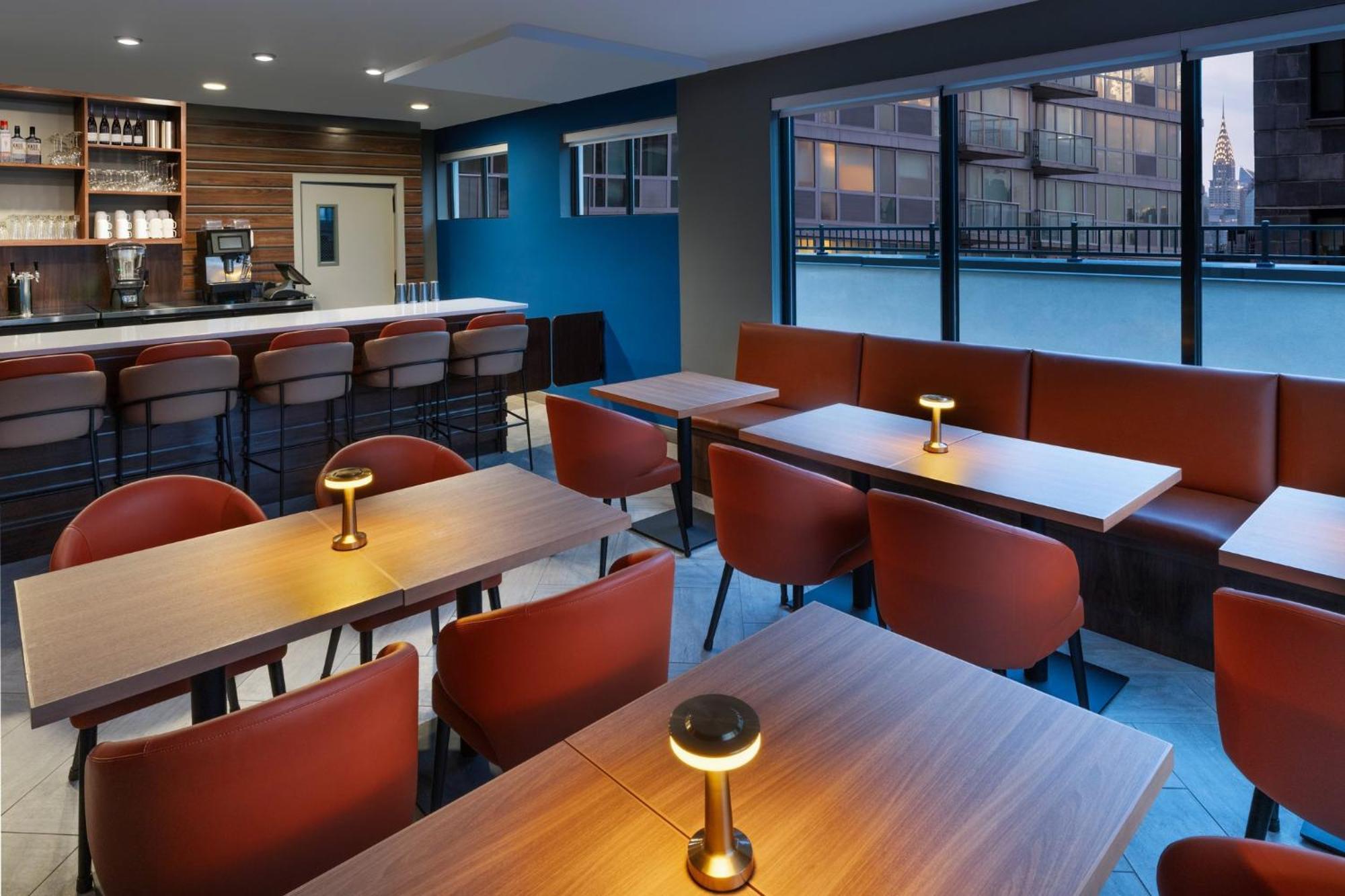 Even Long Island - By Ihg 3*