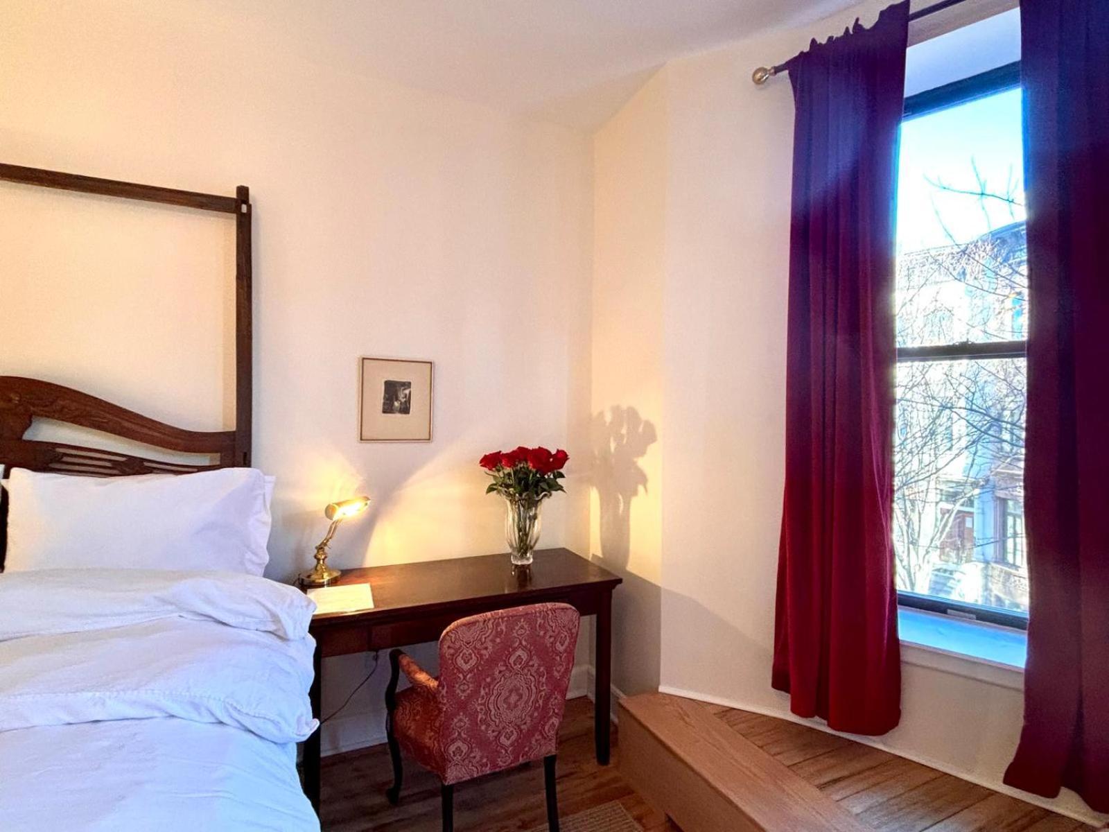 Luxurious Bedroom Homestay *