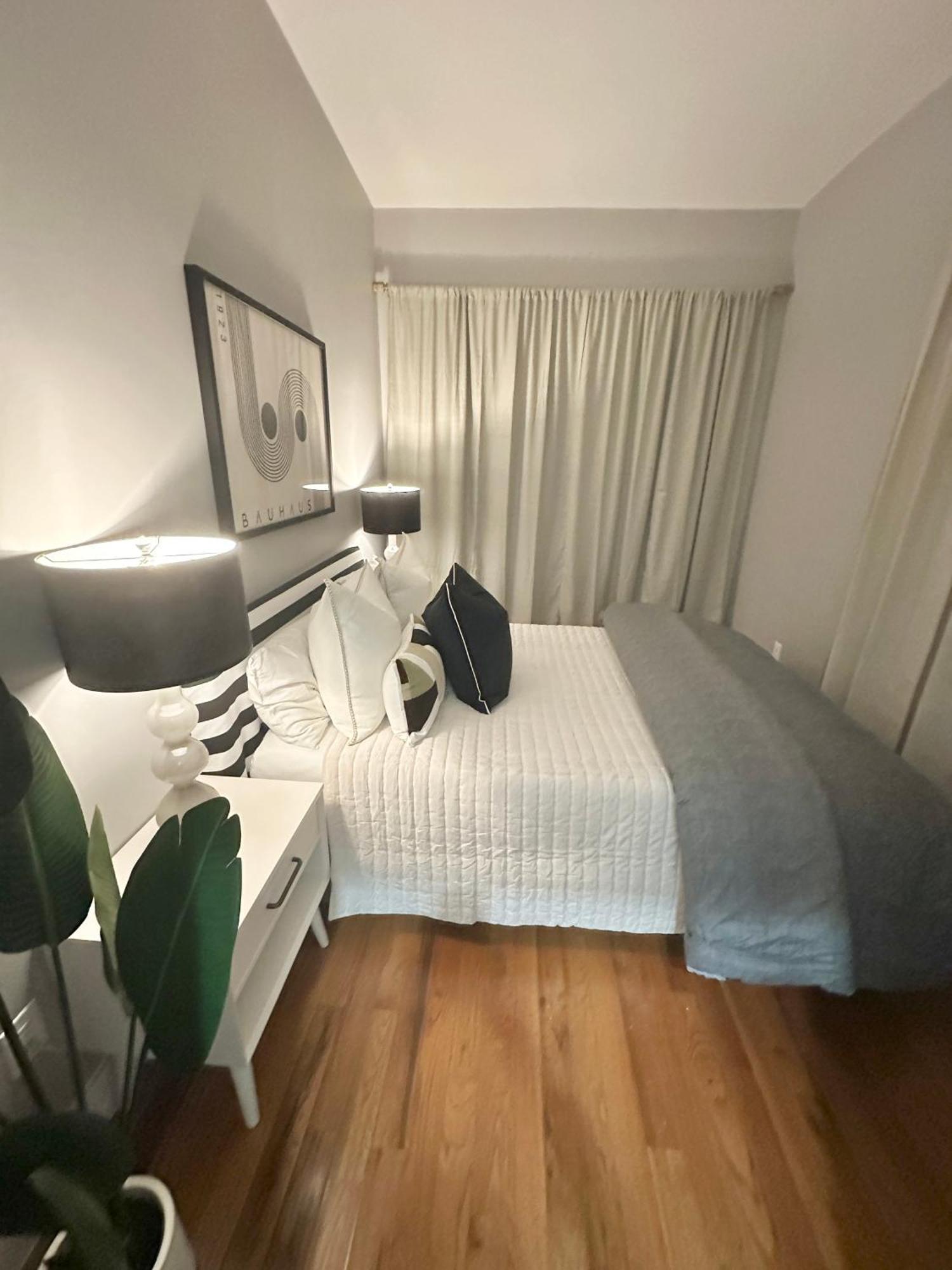 Dream Close To The Center Of Nyc Holiday home *