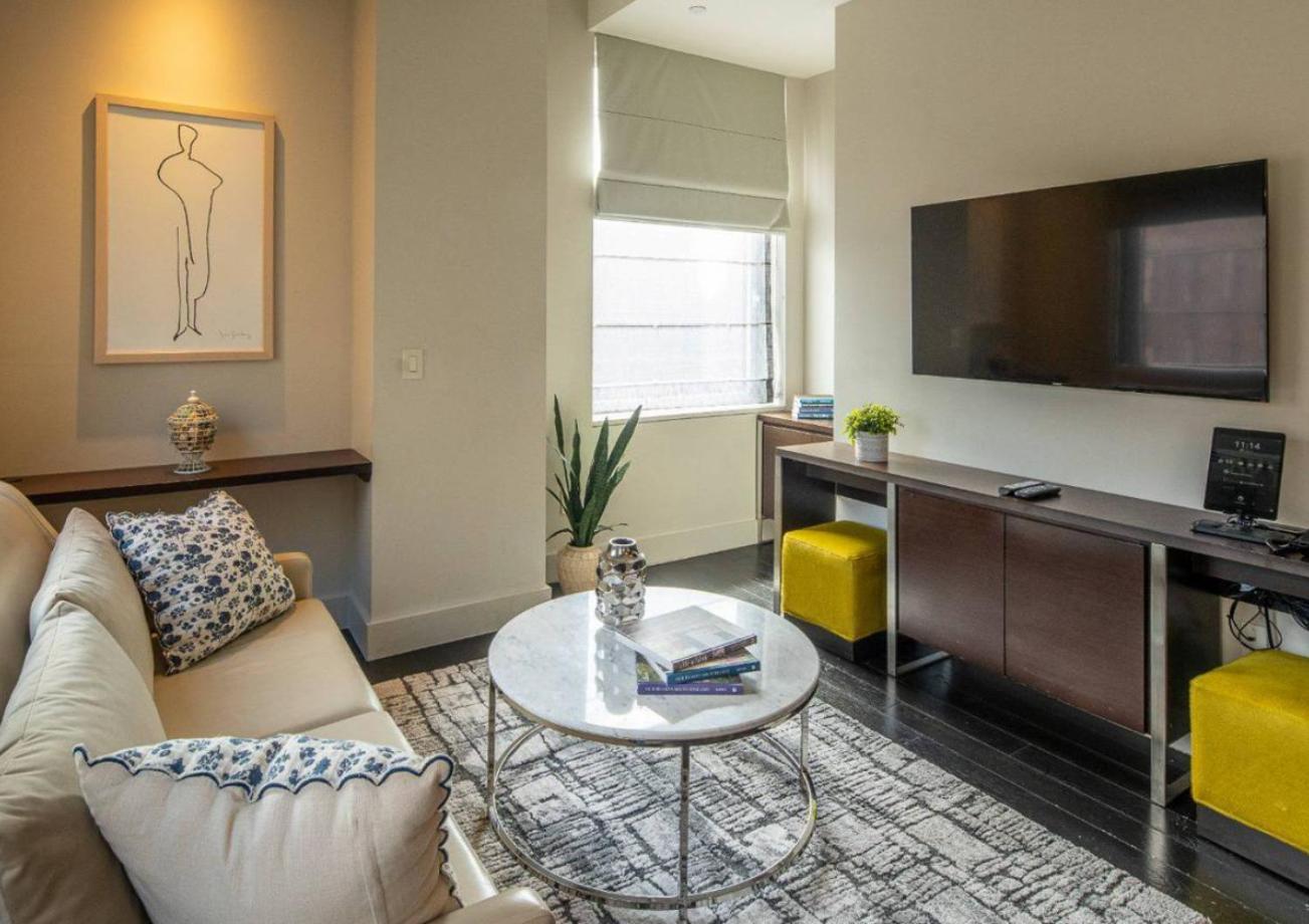 Charming 2br Near Times Square