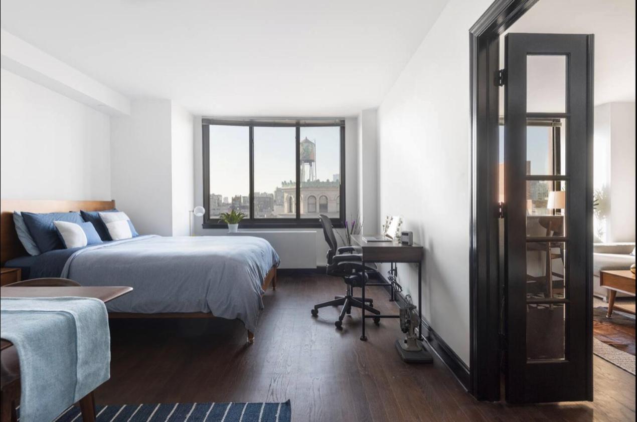 Doorman! High Floor! Views! Elevator! Free Gym! New York