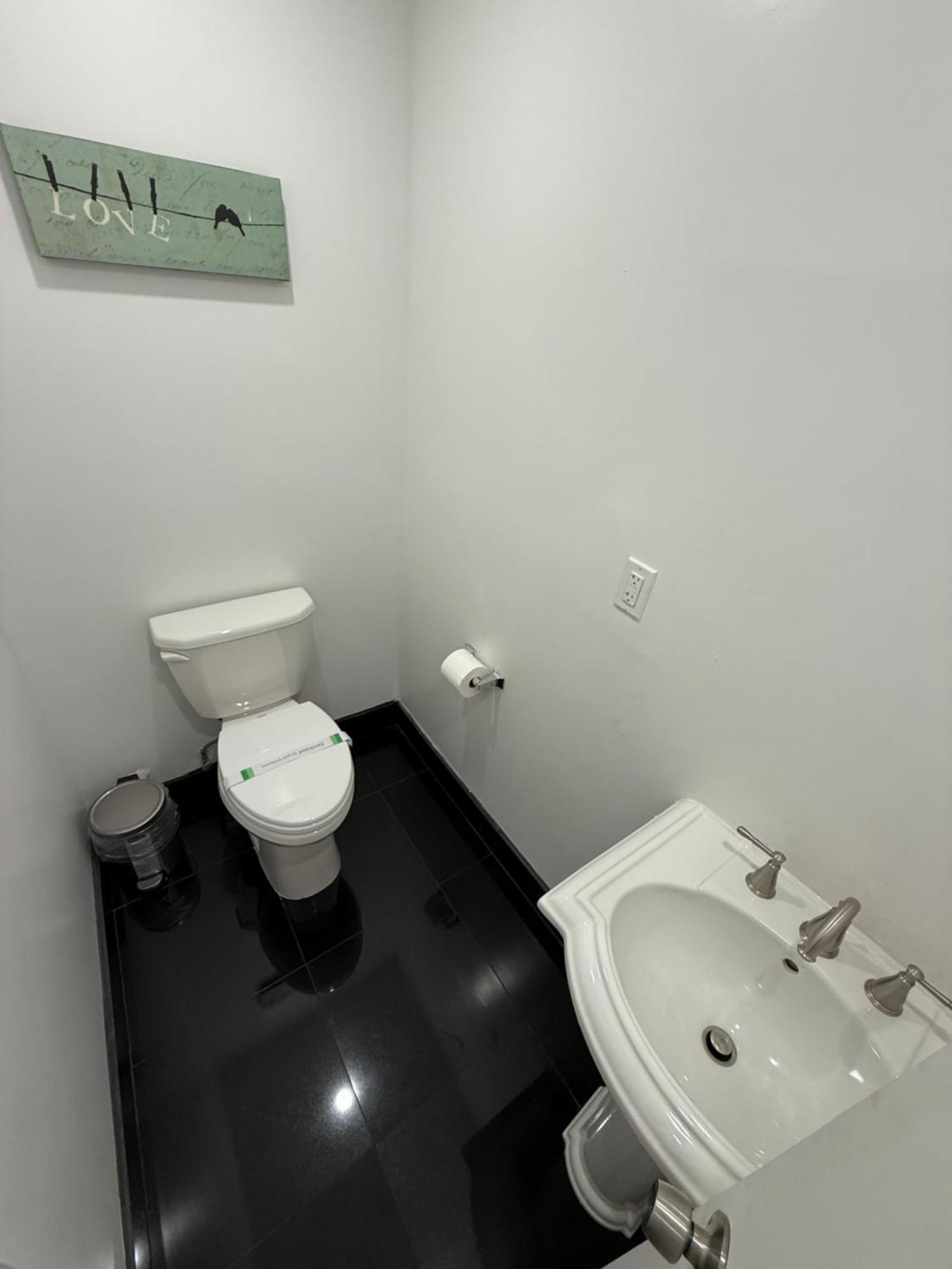 31 Street Broadway Apartment *