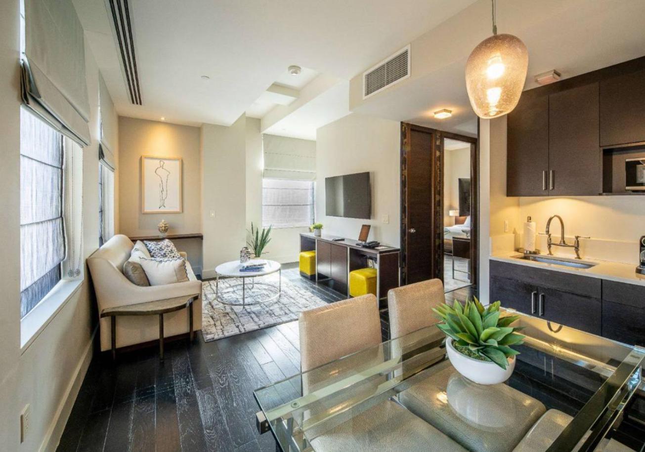 Charming 2br Near Times Square Apartment New York