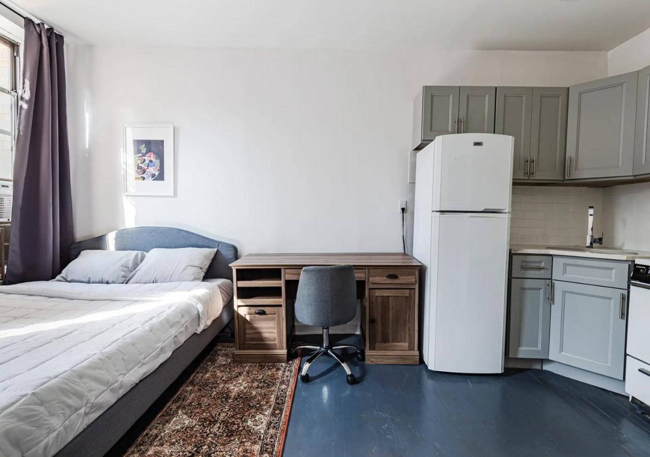 Cozy Studio! Steps To Park & Upper E Side!, June To Aug 90 Days Required Apartment