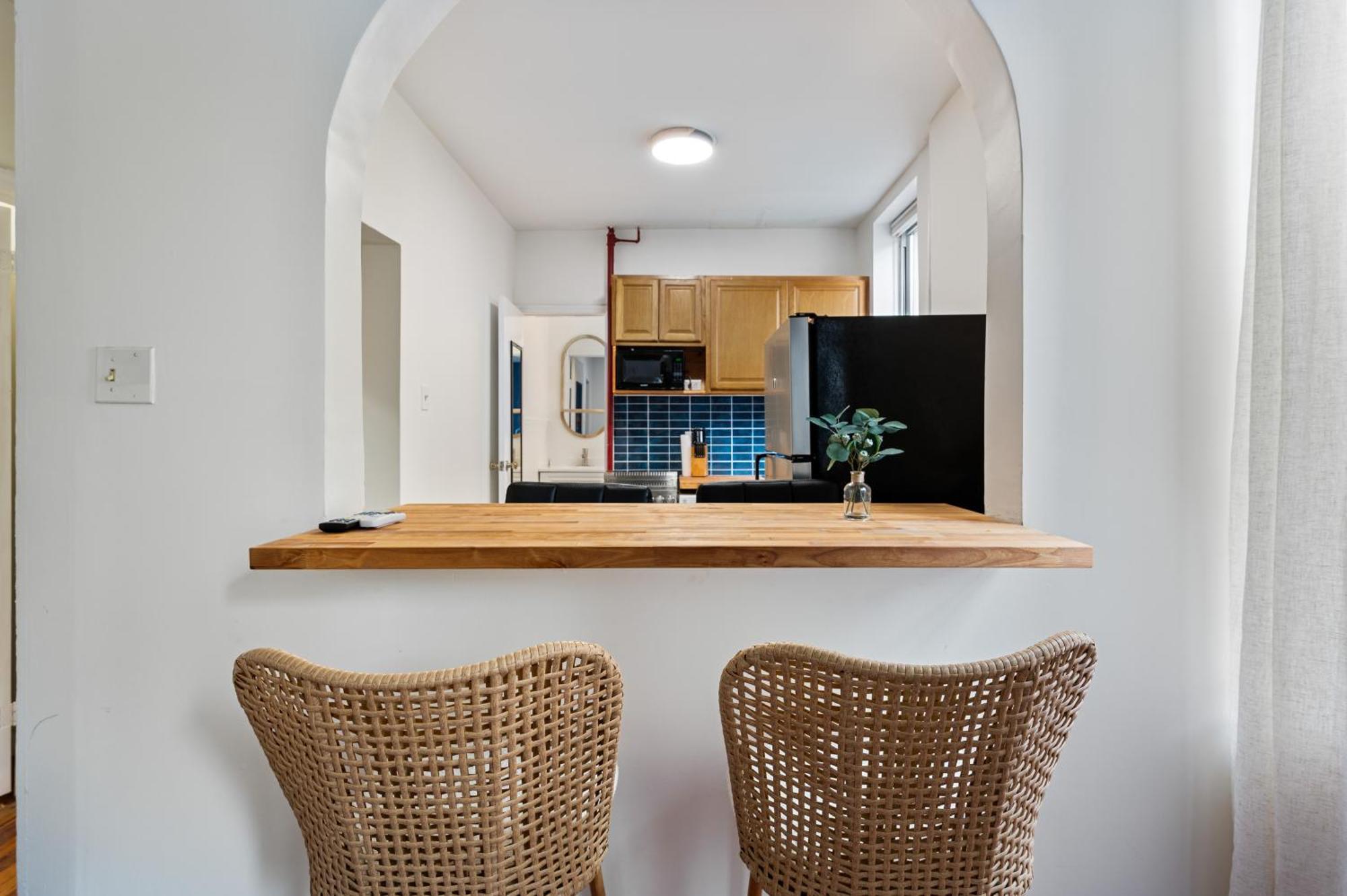 Spacious 2br On The Upper East Side Steps From Park