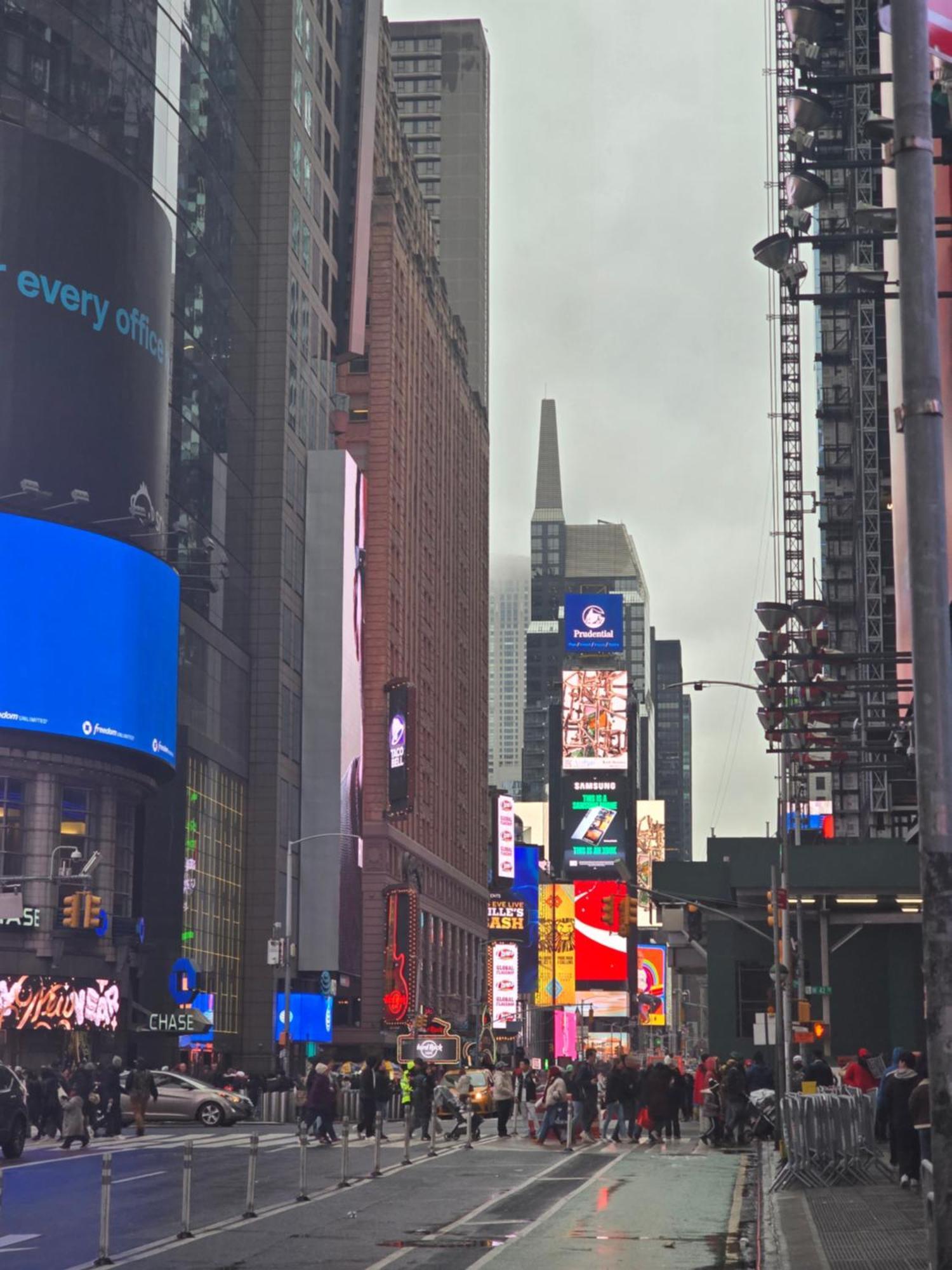 Metropolitan Manhattan * New York