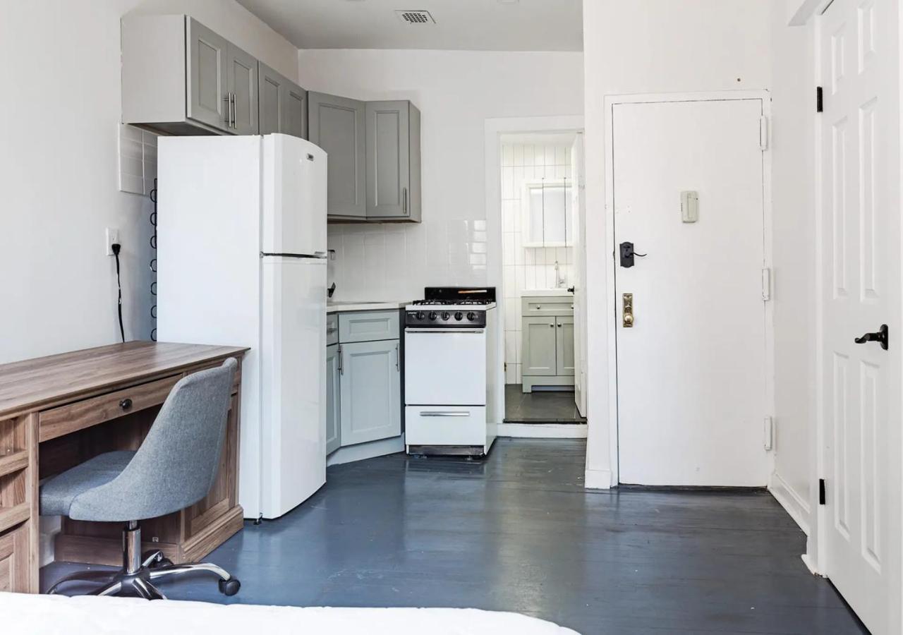 Cozy Studio! Steps To Park & Upper E Side!, June To Aug 90 Days Required Apartment New York
