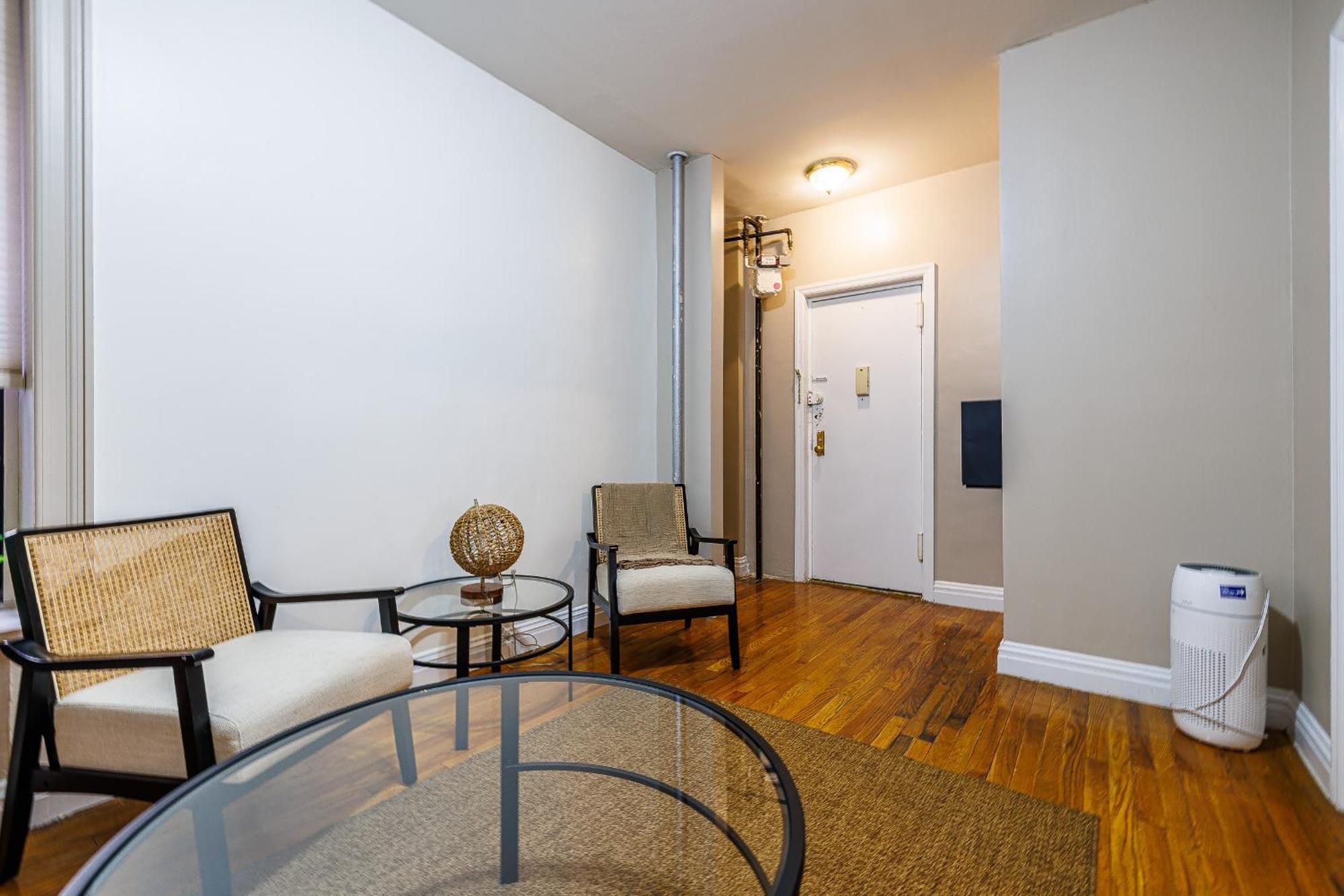 Inspire The Vibrant Energy Of Columbia *