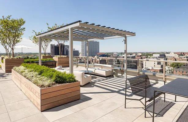 Queens Jewel Luxury And Comfort Combined *