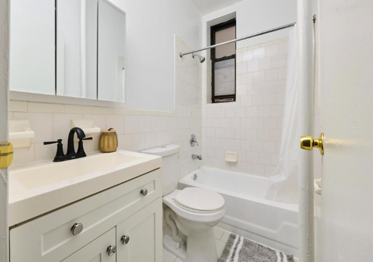 For 2! Heart Of Midtown! Apartment New York