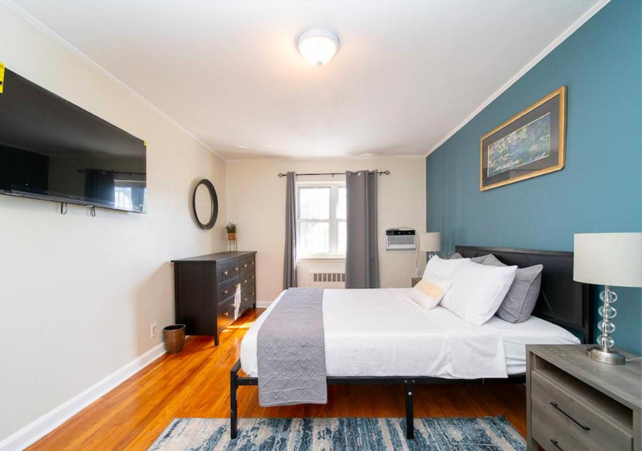 Midtown West 3 Bedroom Washer Dryer And Dishwasher *