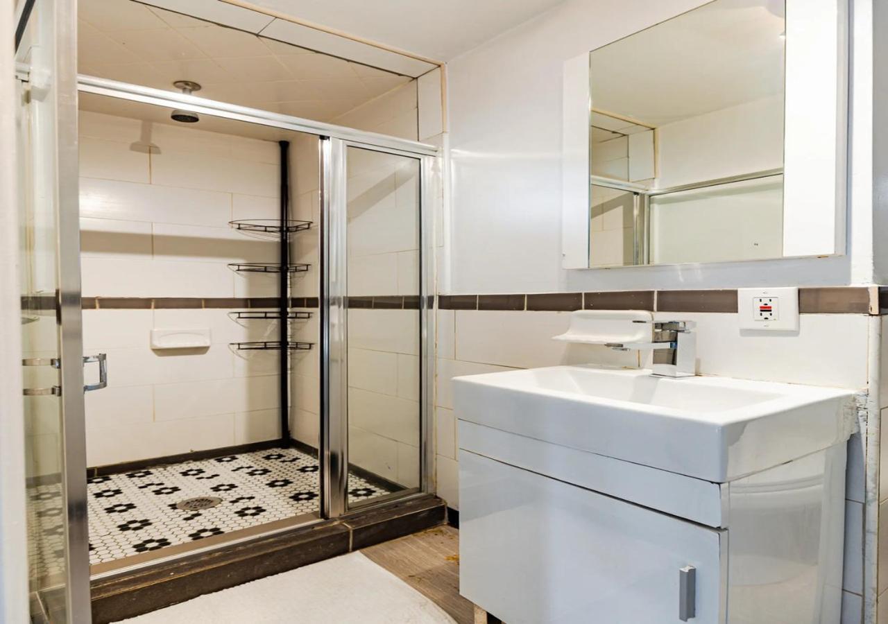 Spacious Upper East Side Studio, June To Aug 90 Days Required Apartment *