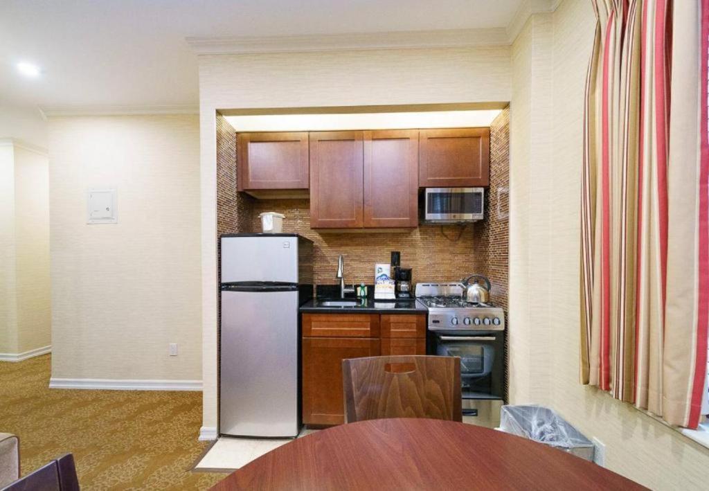 3br In Big Apple