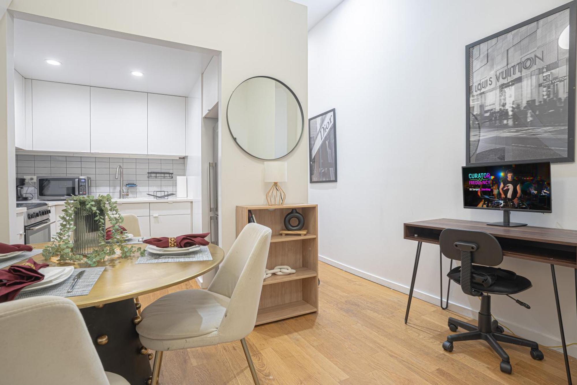 Charming Near Williamsburg In Brooklyn New York